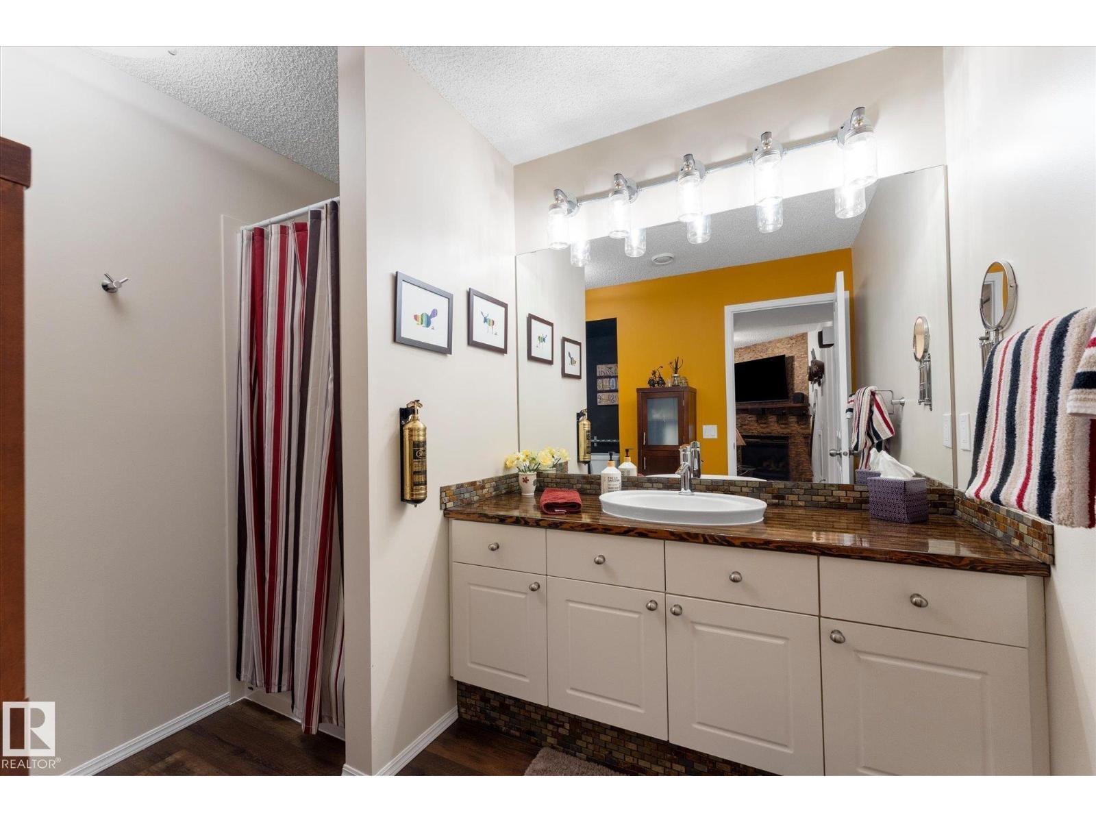 167 LAKELAND DR - 31