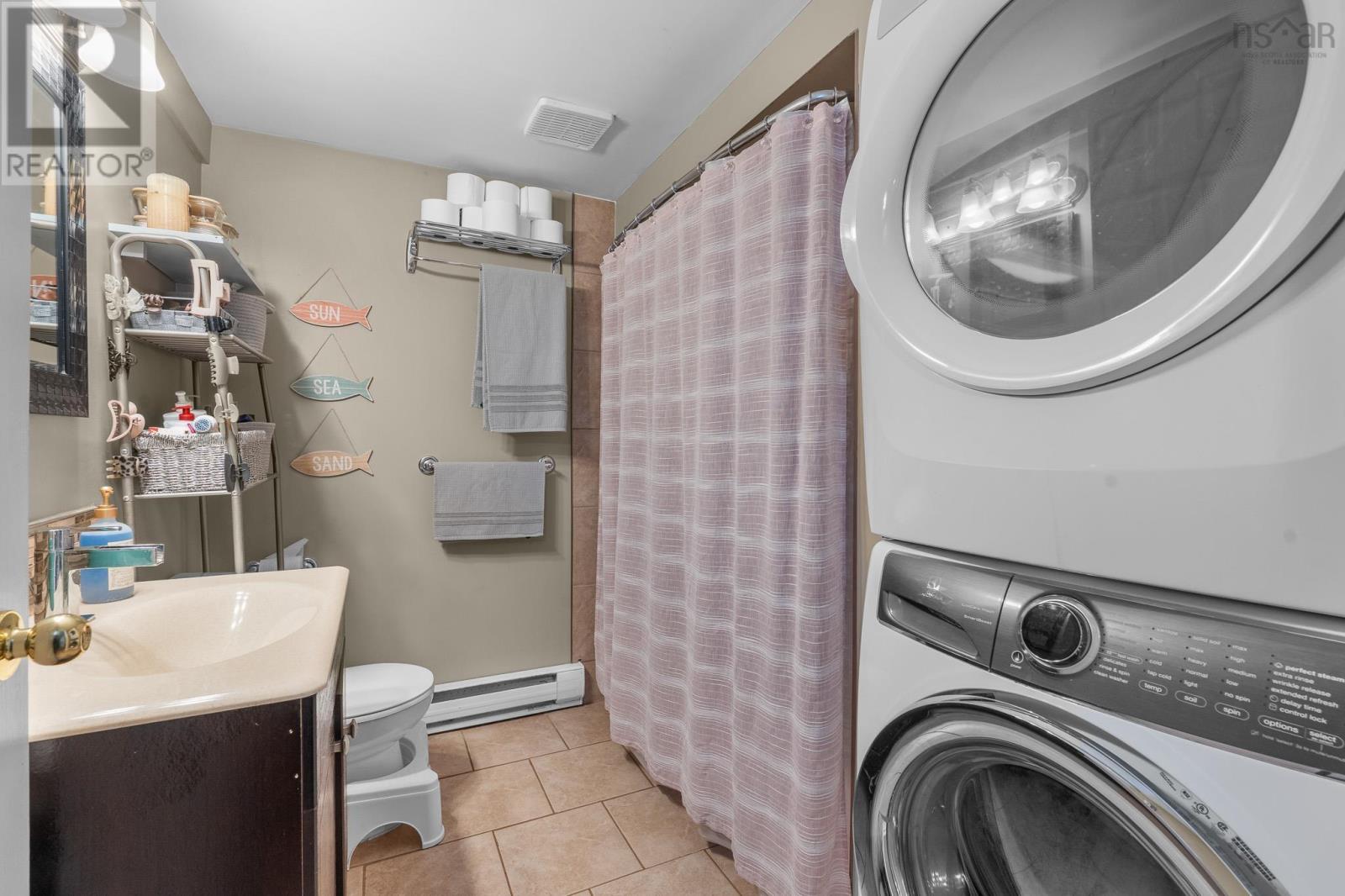 Property 31 of 42 of 11 A&B Provost Street