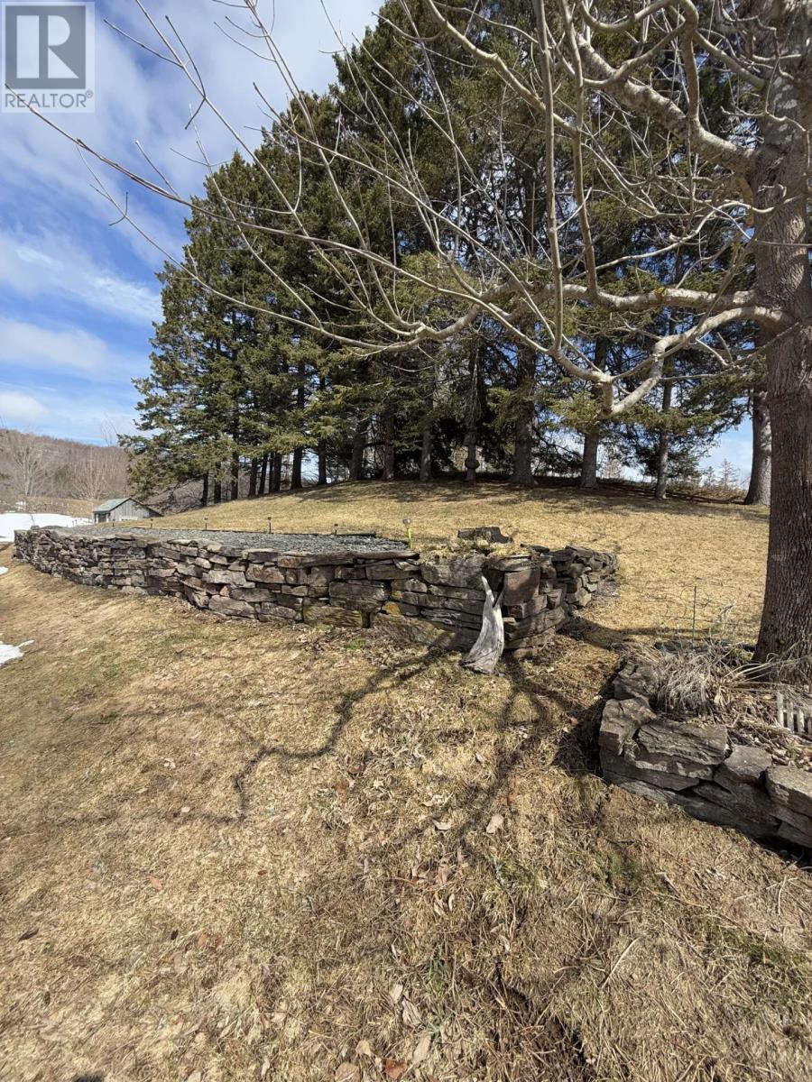 Property 29 of 30 of 788 BRIERLY BROOK Road