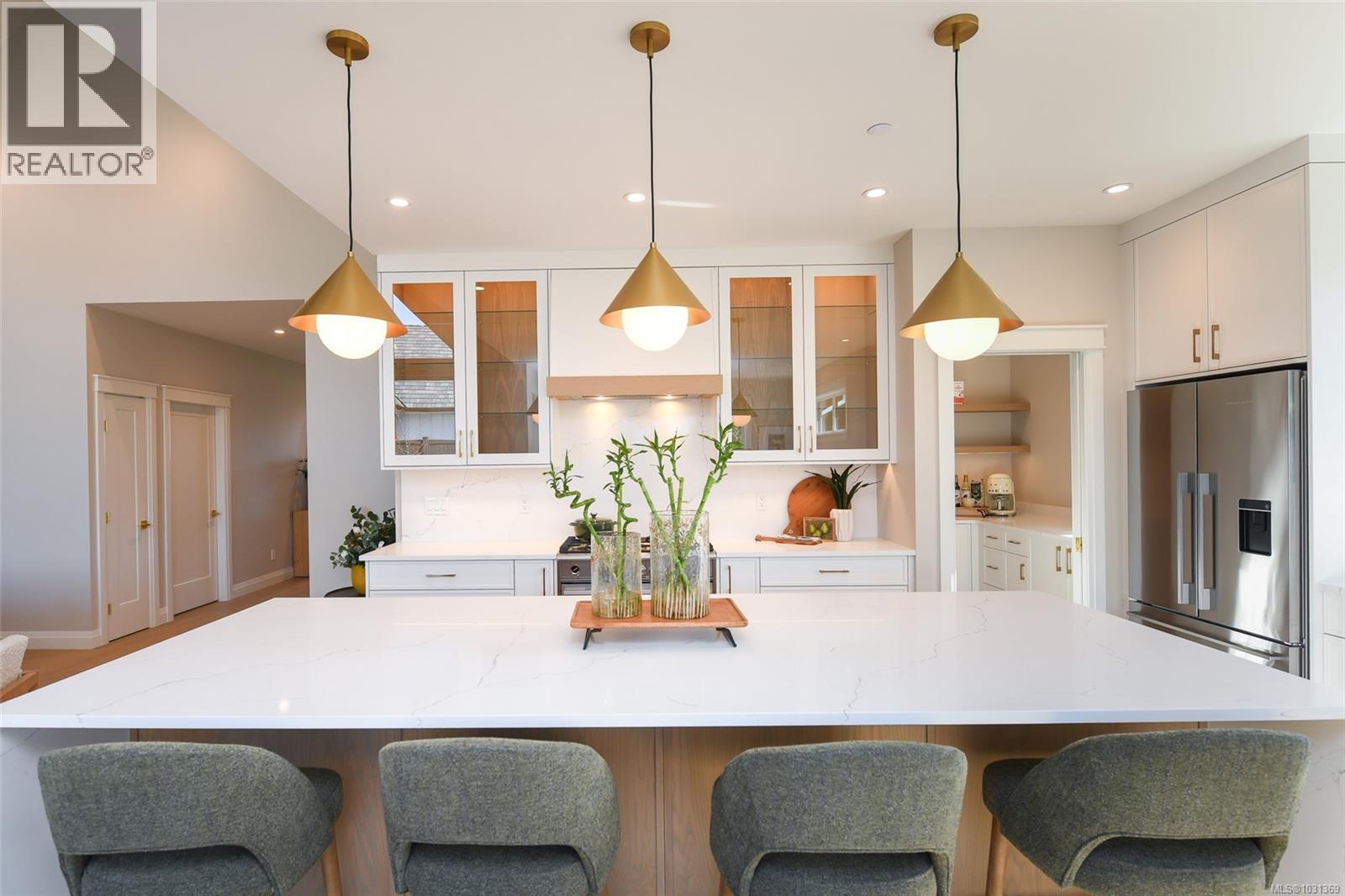 3222 WINCHESTER AVE - 10