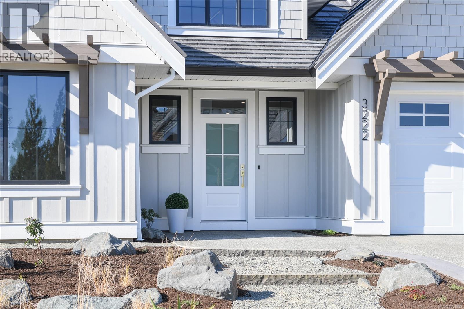 3222 WINCHESTER AVE - 5