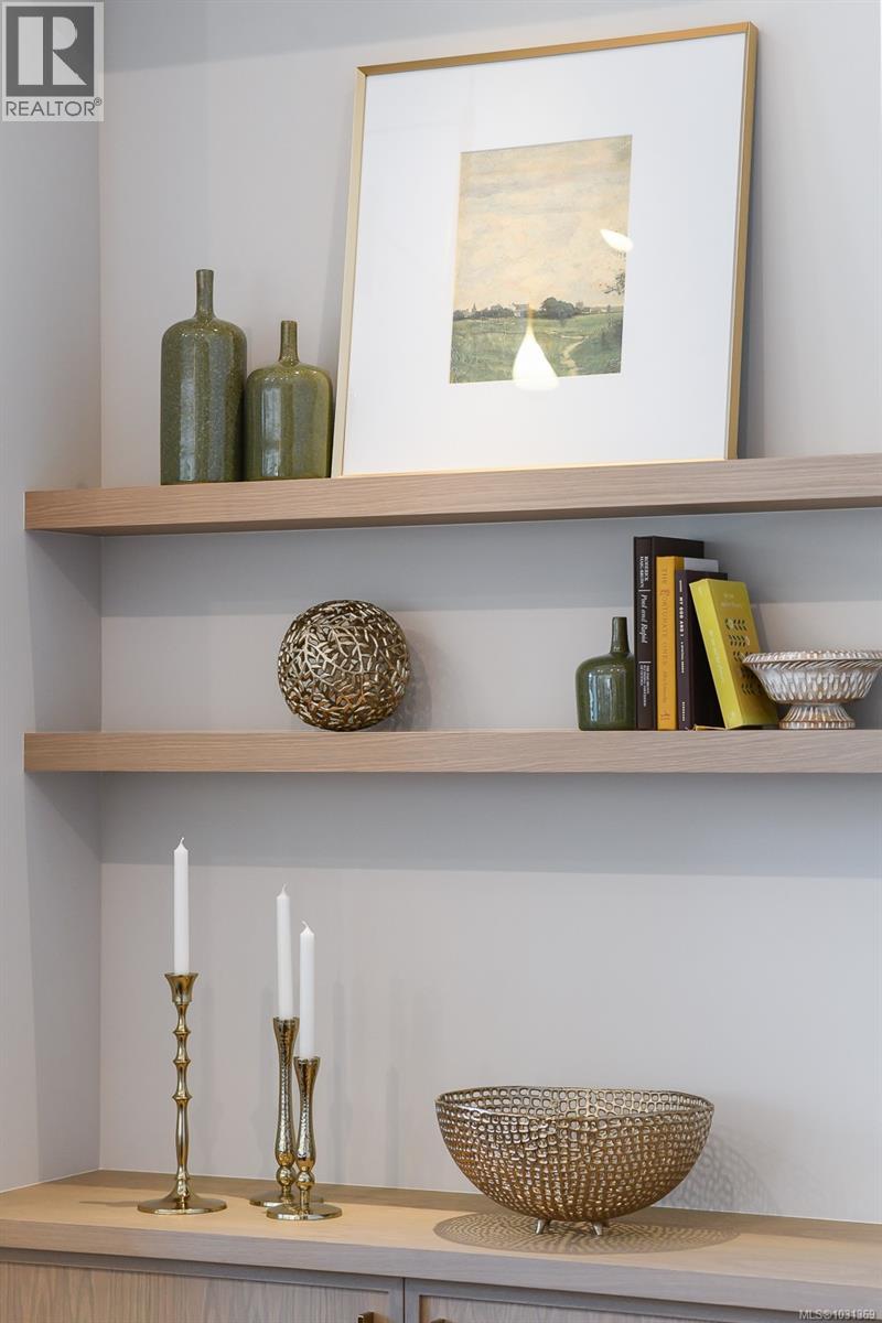 3222 WINCHESTER AVE - 57