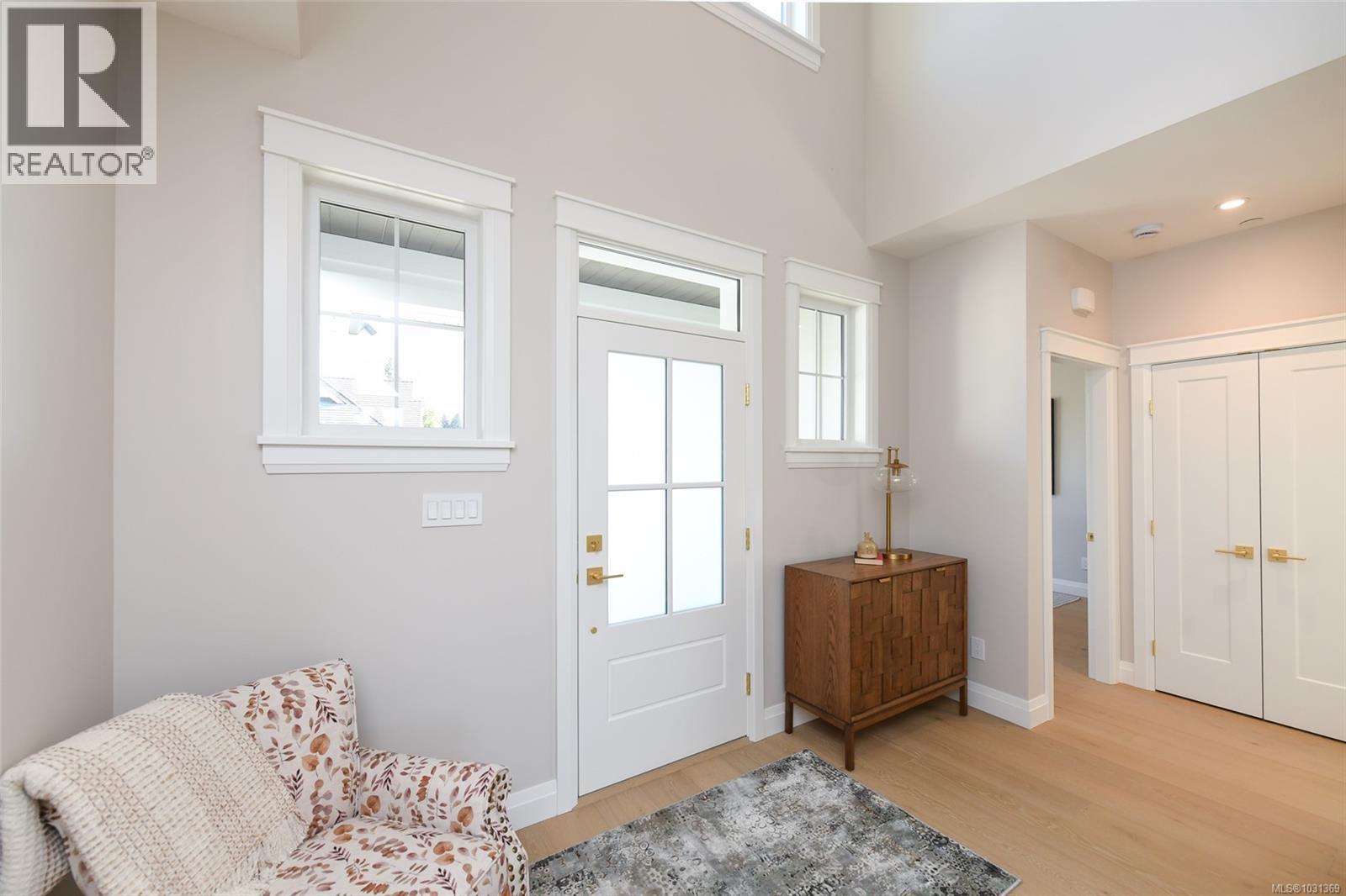 3222 WINCHESTER AVE - 6