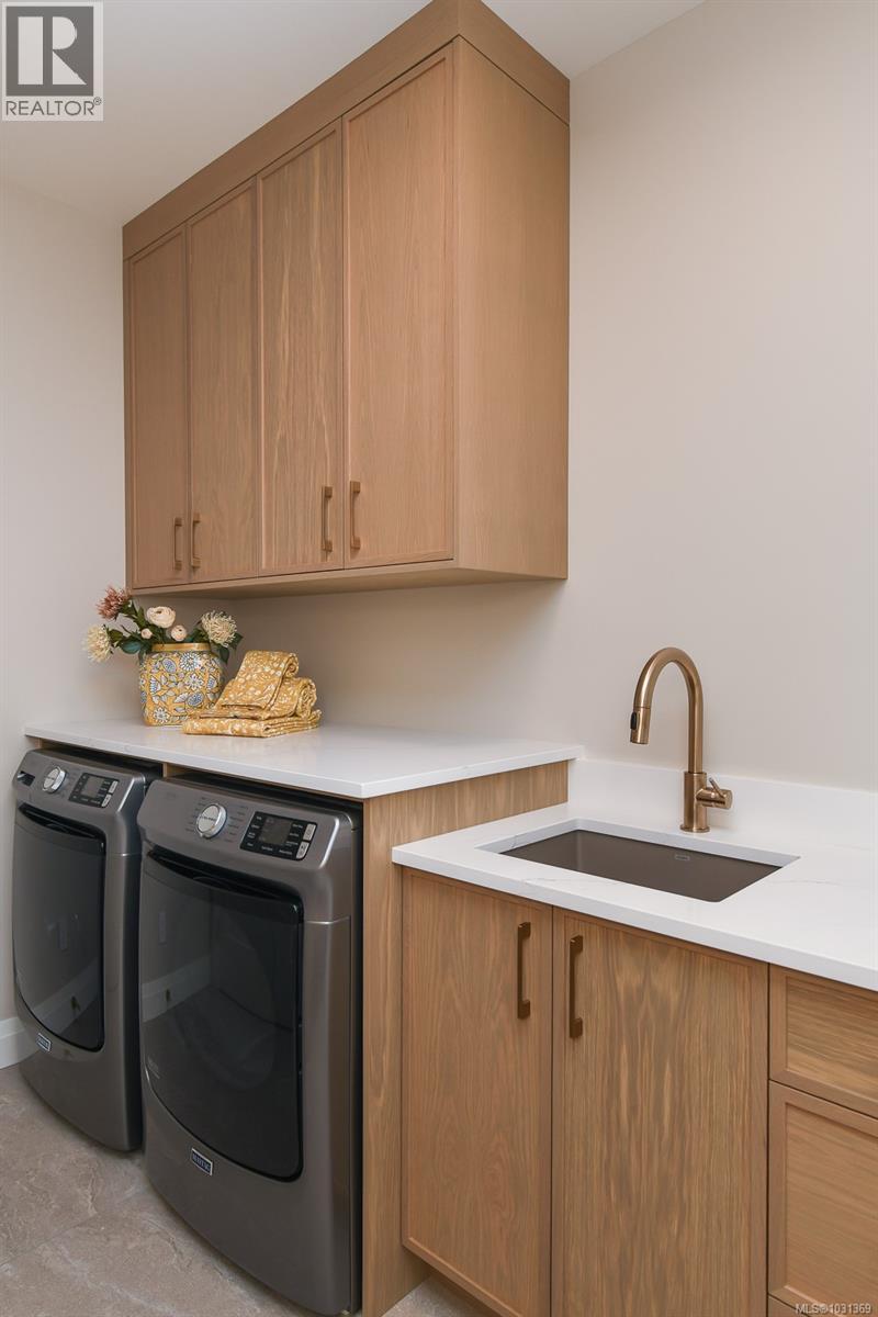 3222 WINCHESTER AVE - 61