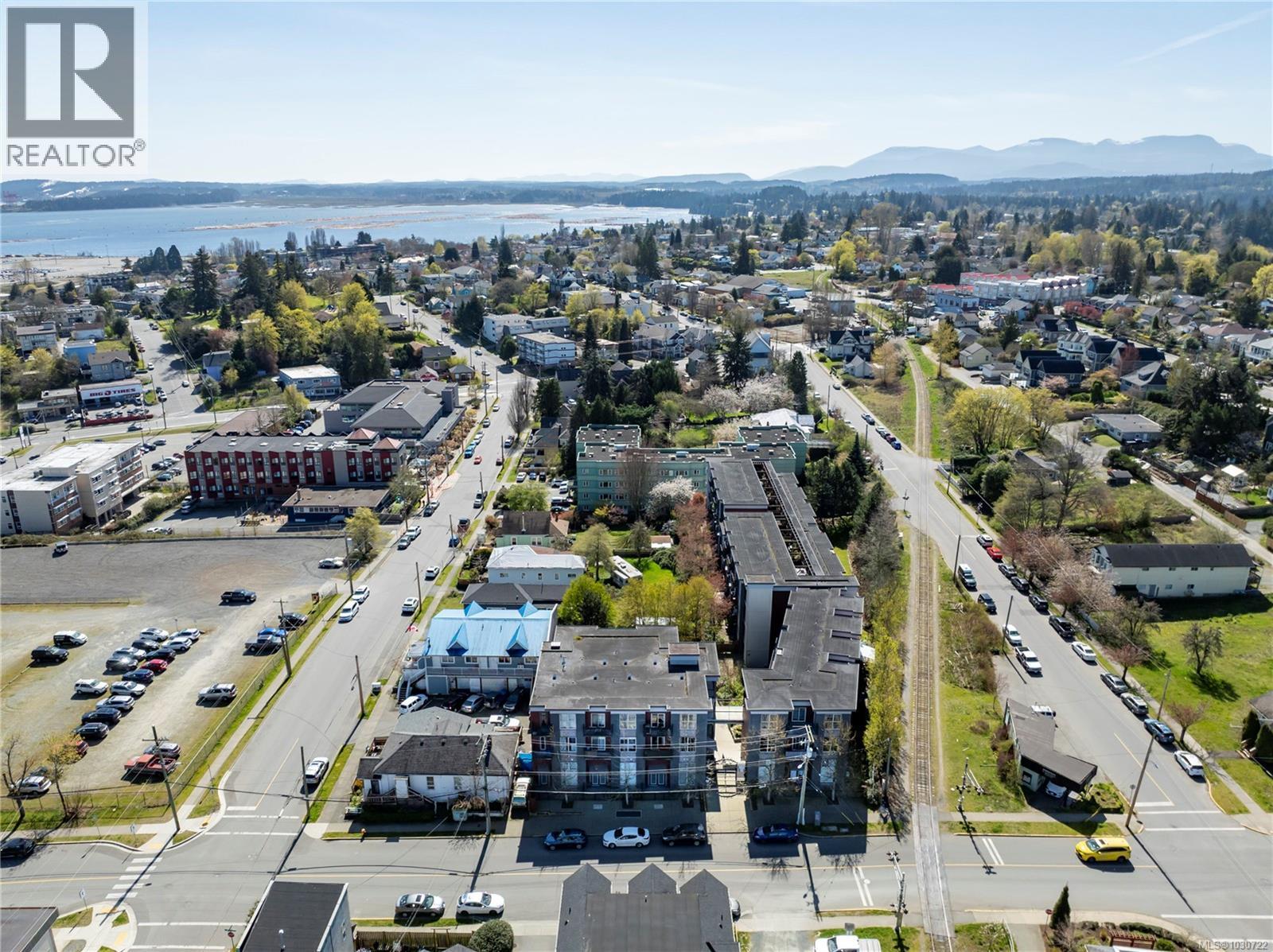 #310 555 Franklyn St - 30