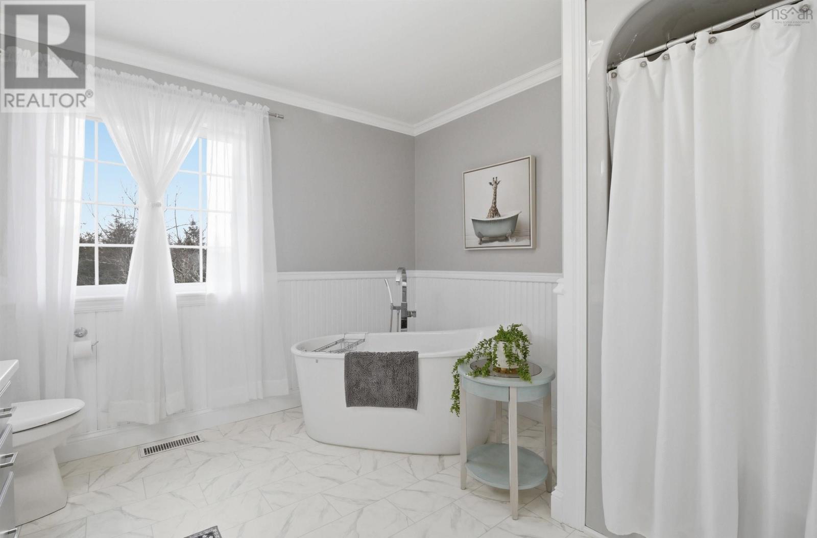 Property 22 of 38 of 14 Eagle Drive