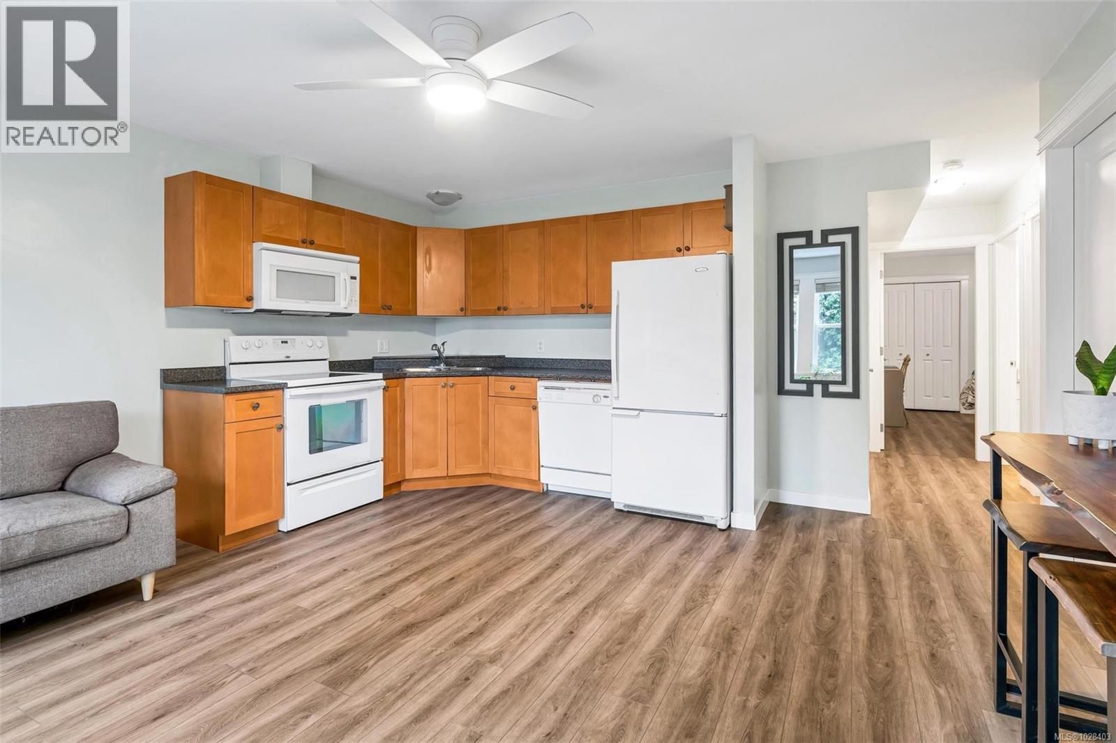 #109 954 WALFRED RD - 4