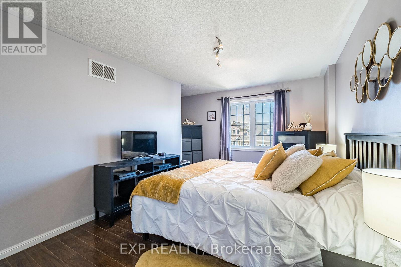 53 SWEETWOOD CIRCLE - 22