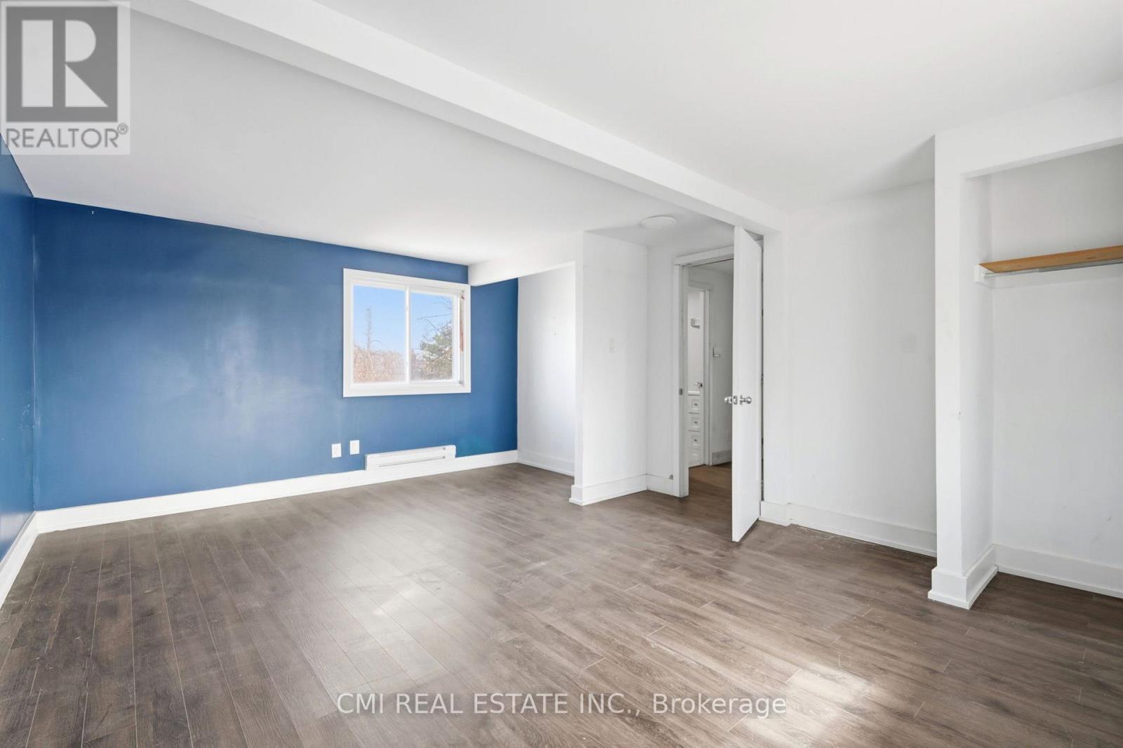 8 HURONIA COURT - 15