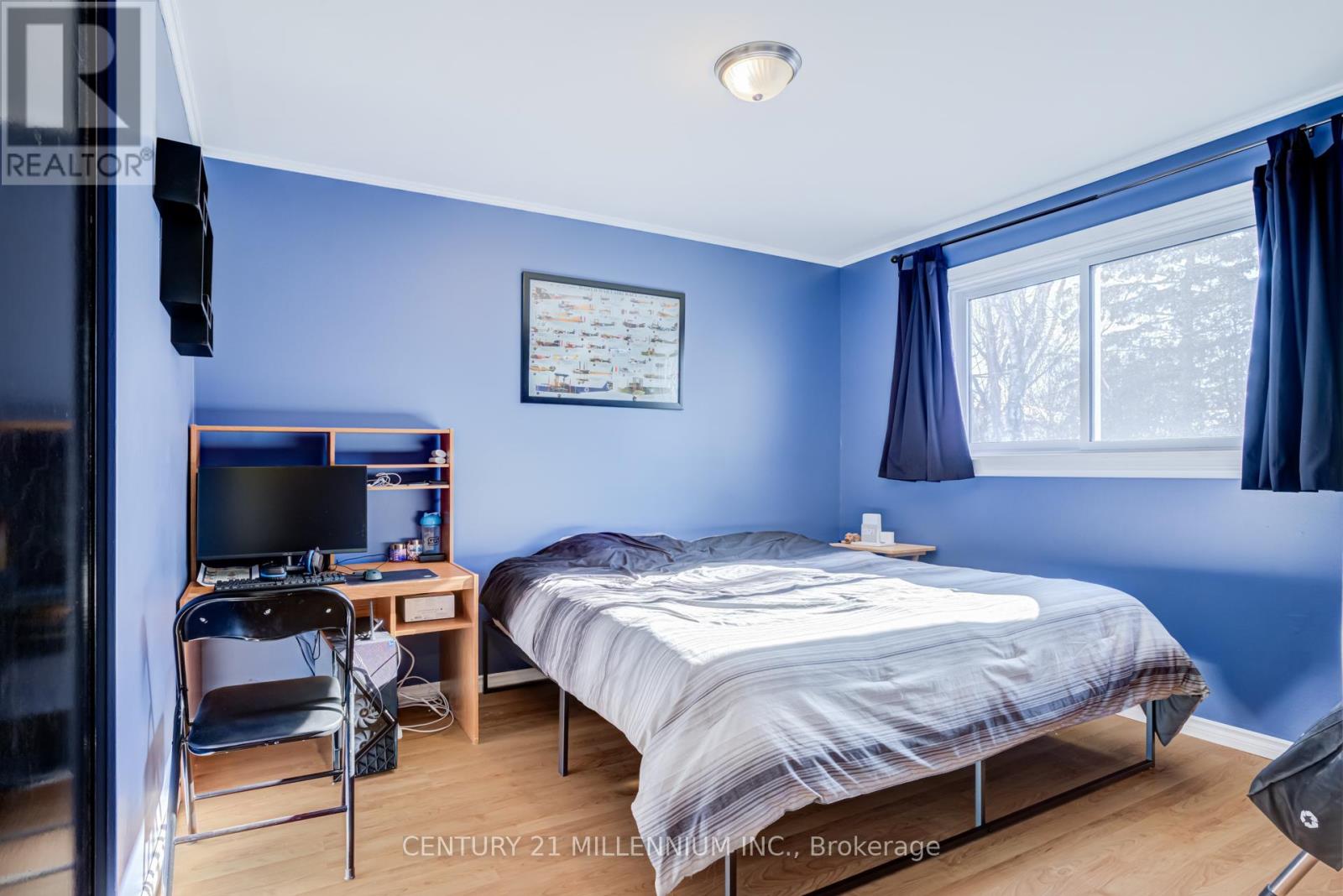 18 MORGANDALE CRESCENT E - 20