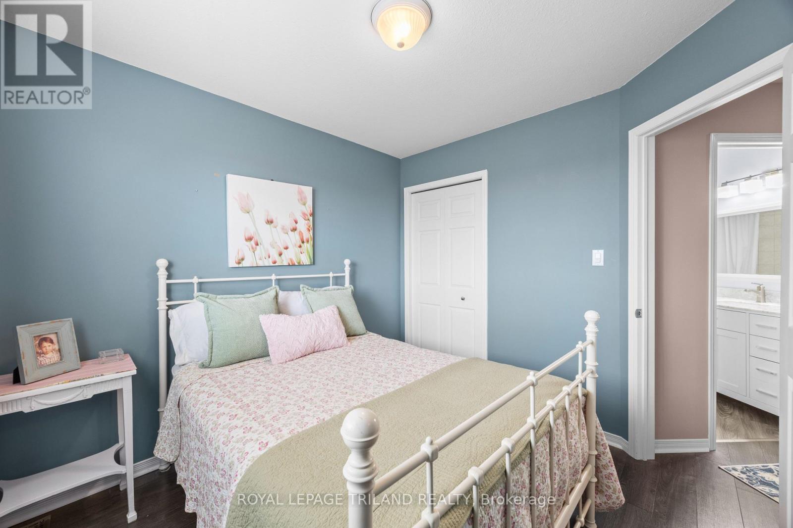 943 THISTLEDOWN WAY Property Photo