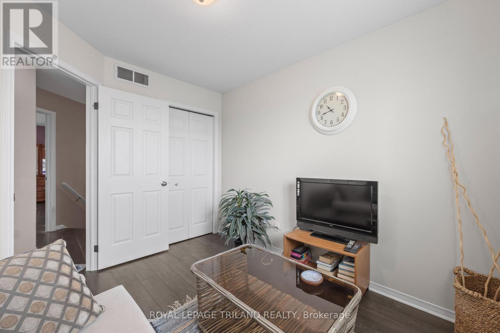 943 THISTLEDOWN WAY Property Photo