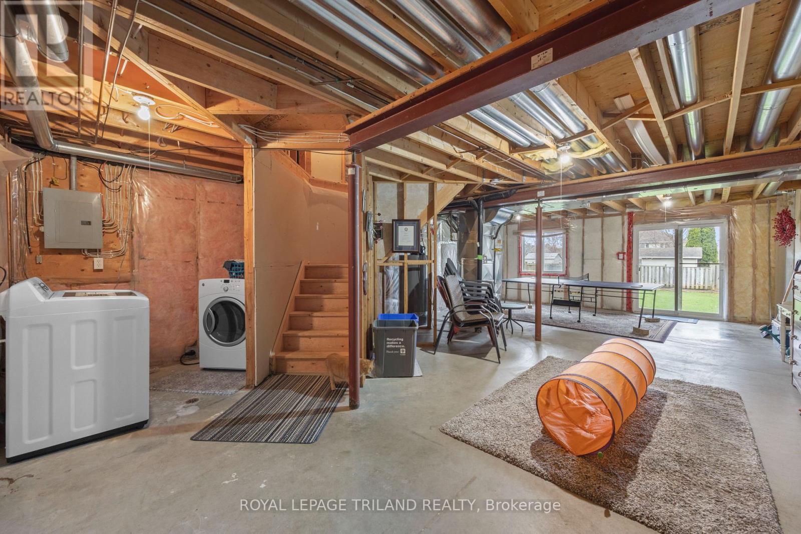 943 THISTLEDOWN WAY Property Photo