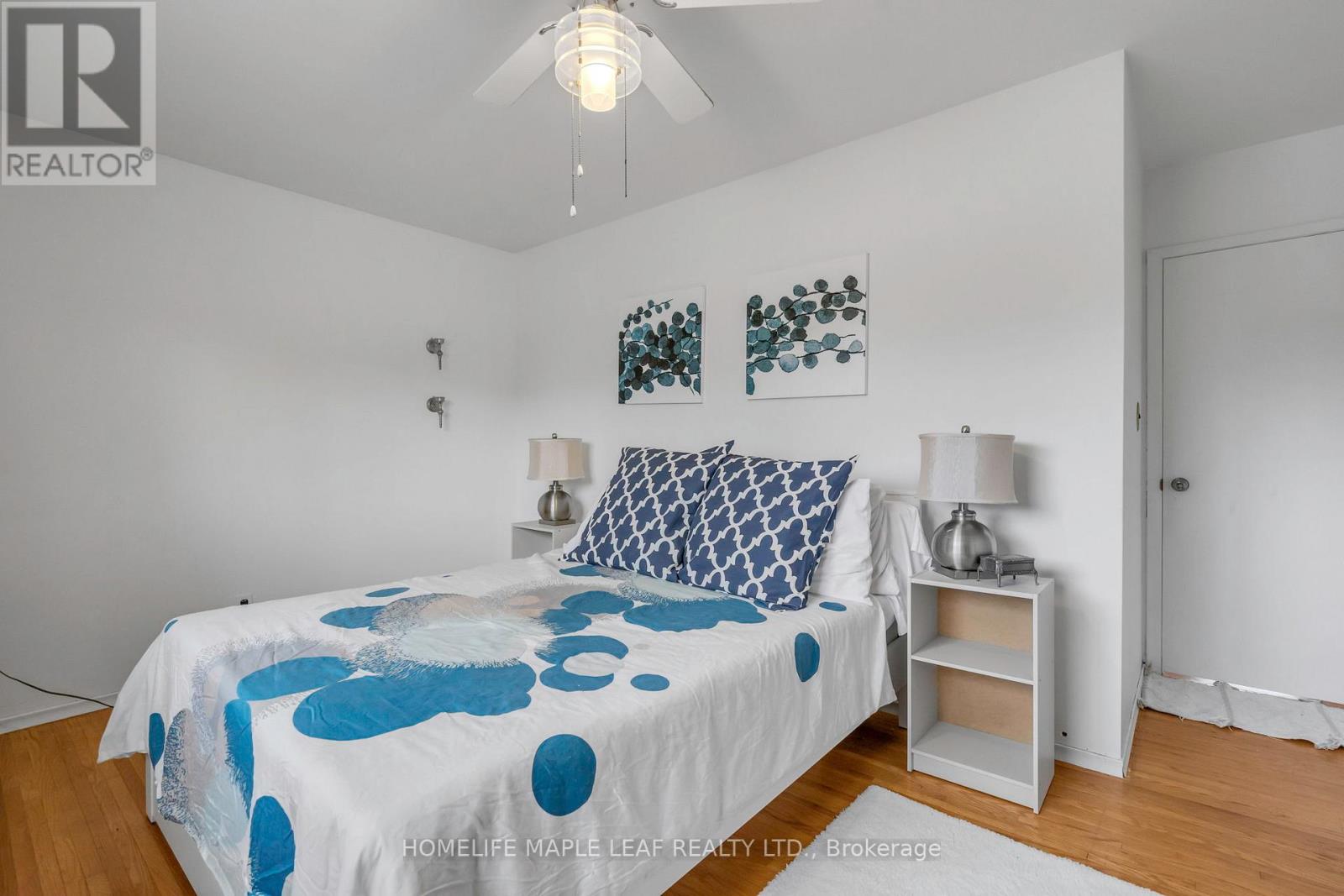 398 KERMAN AVENUE - 16