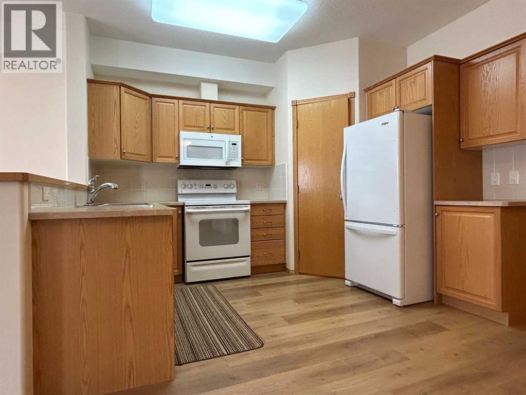 #2458 151 COUNTRY VILLAGE ROAD NE - 10