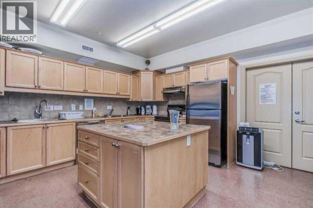 #2458 151 COUNTRY VILLAGE ROAD NE - 34