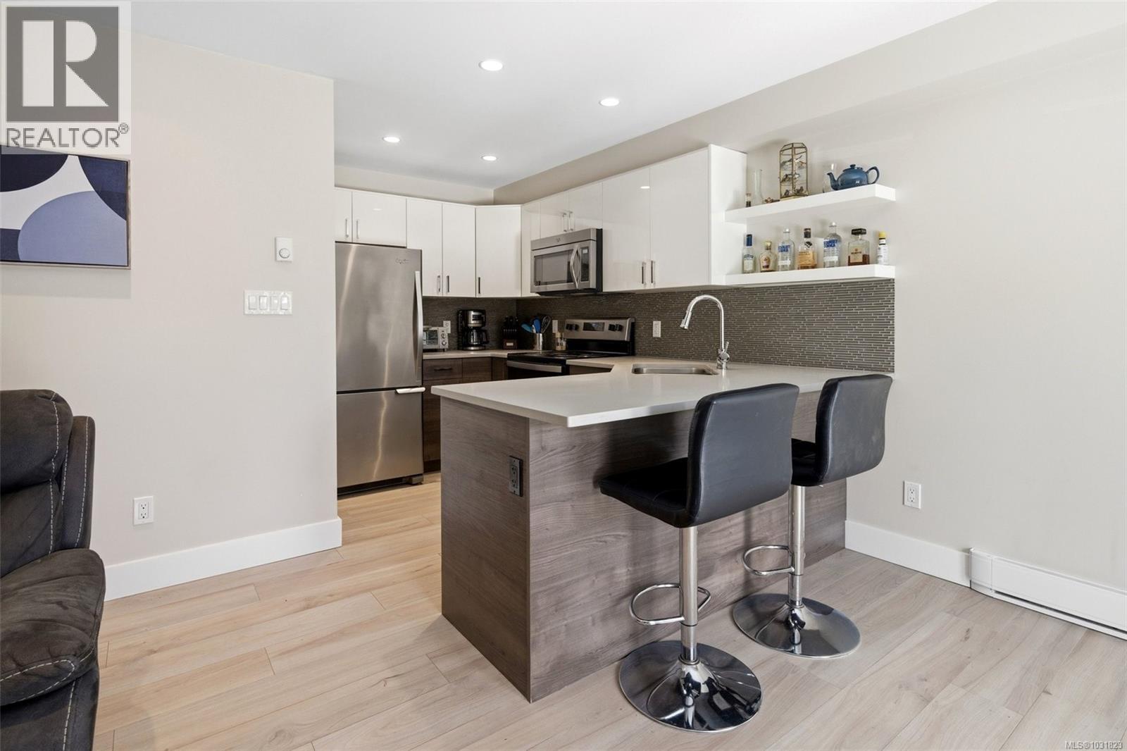 #117 2737 JACKLIN RD - 10