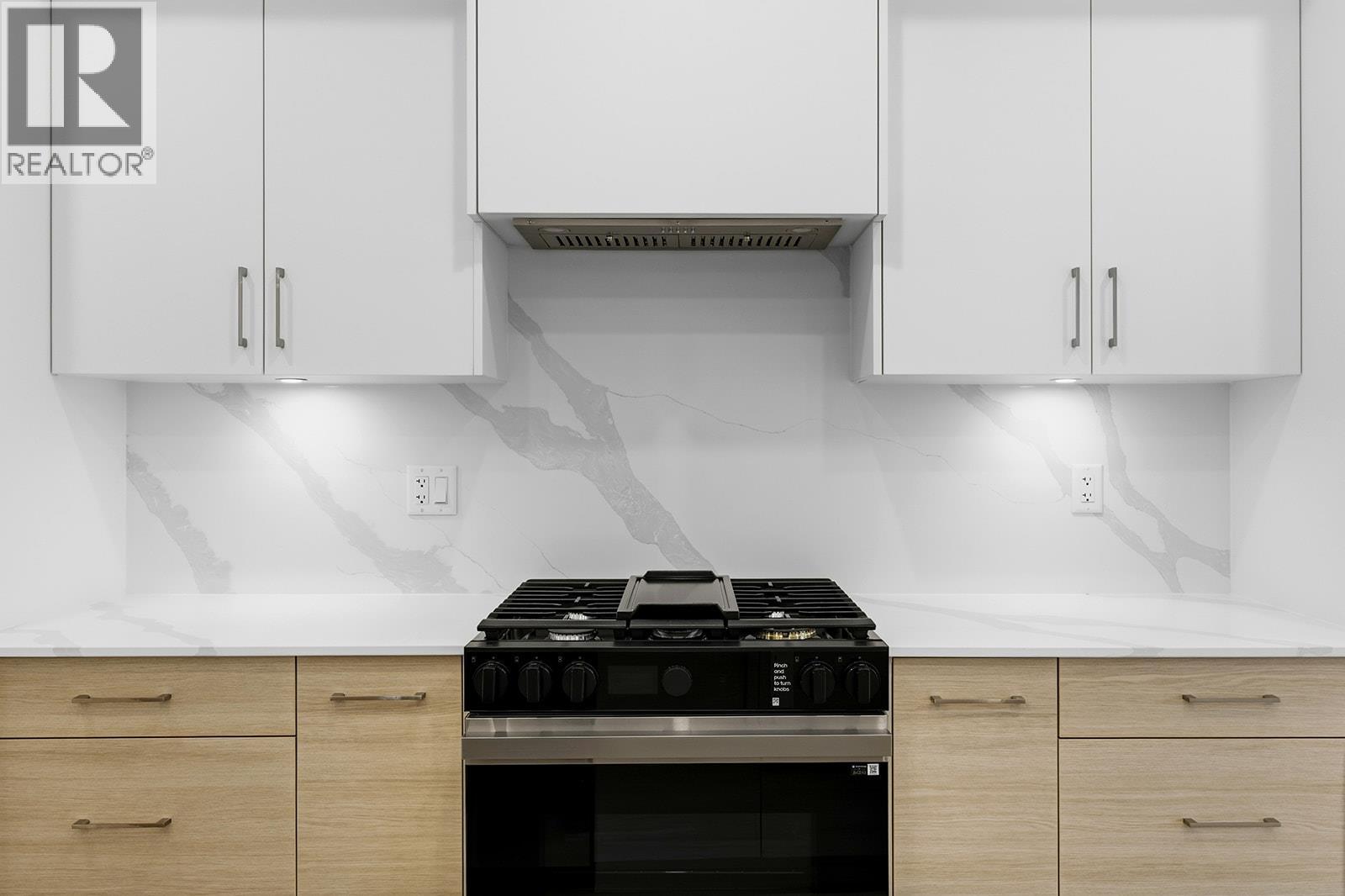 113 5300 Main Street, Kelowna