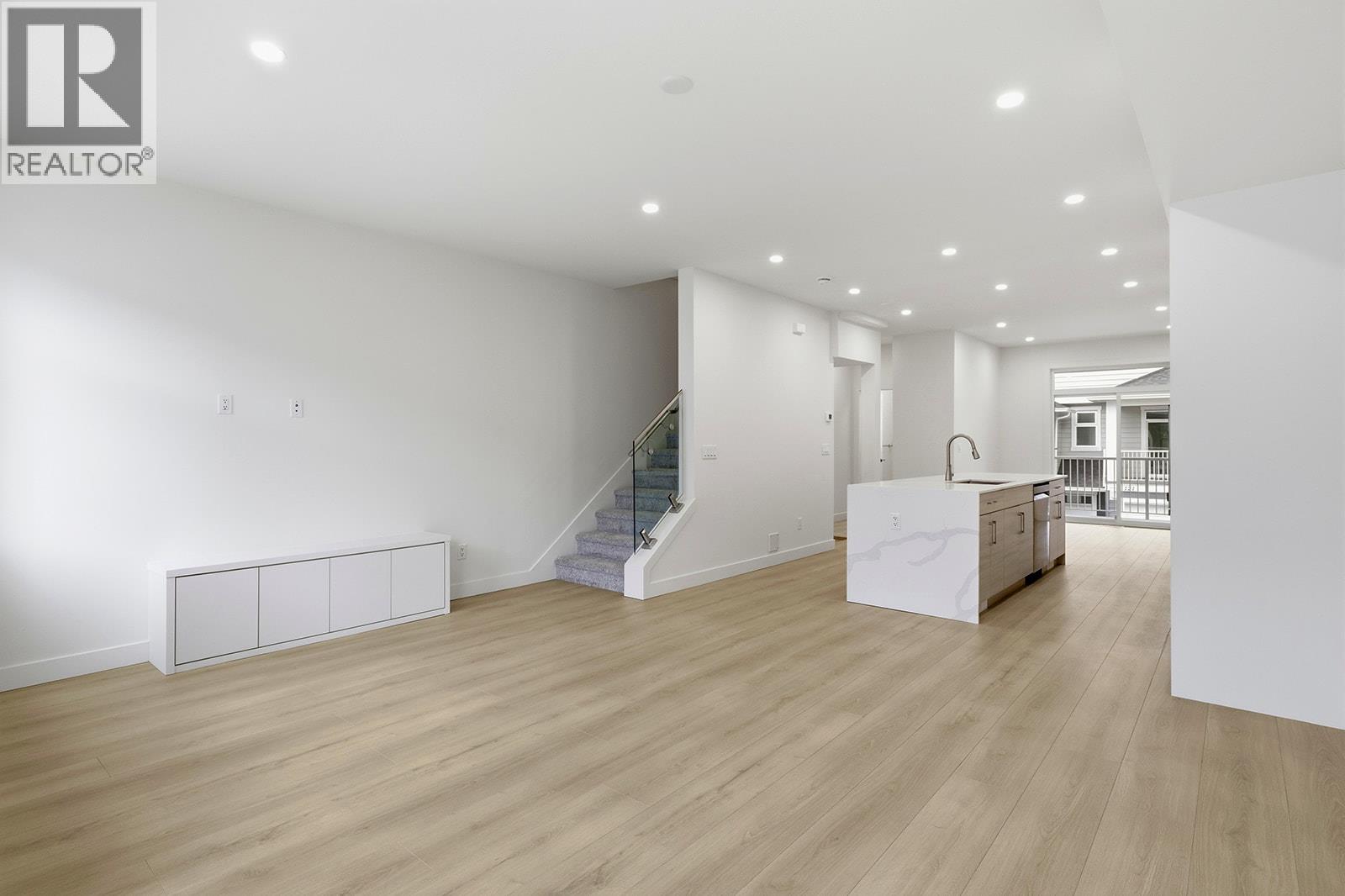 113 5300 Main Street, Kelowna