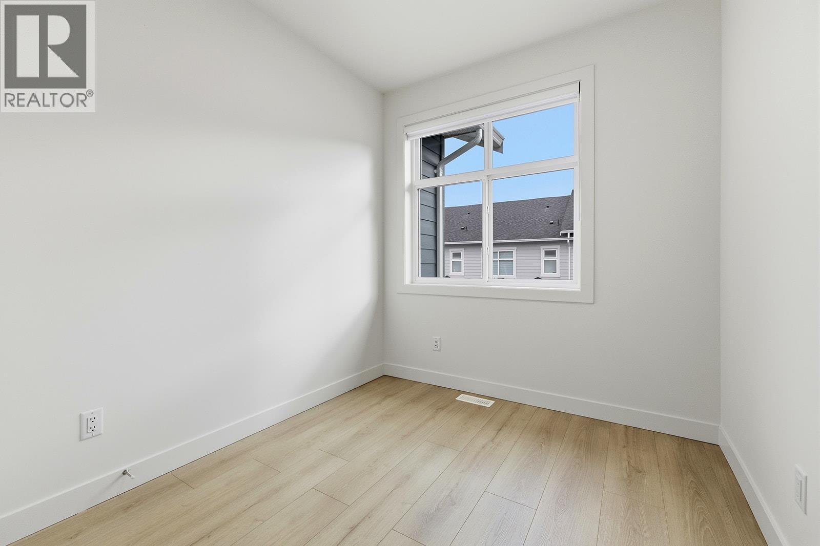 113 5300 Main Street, Kelowna