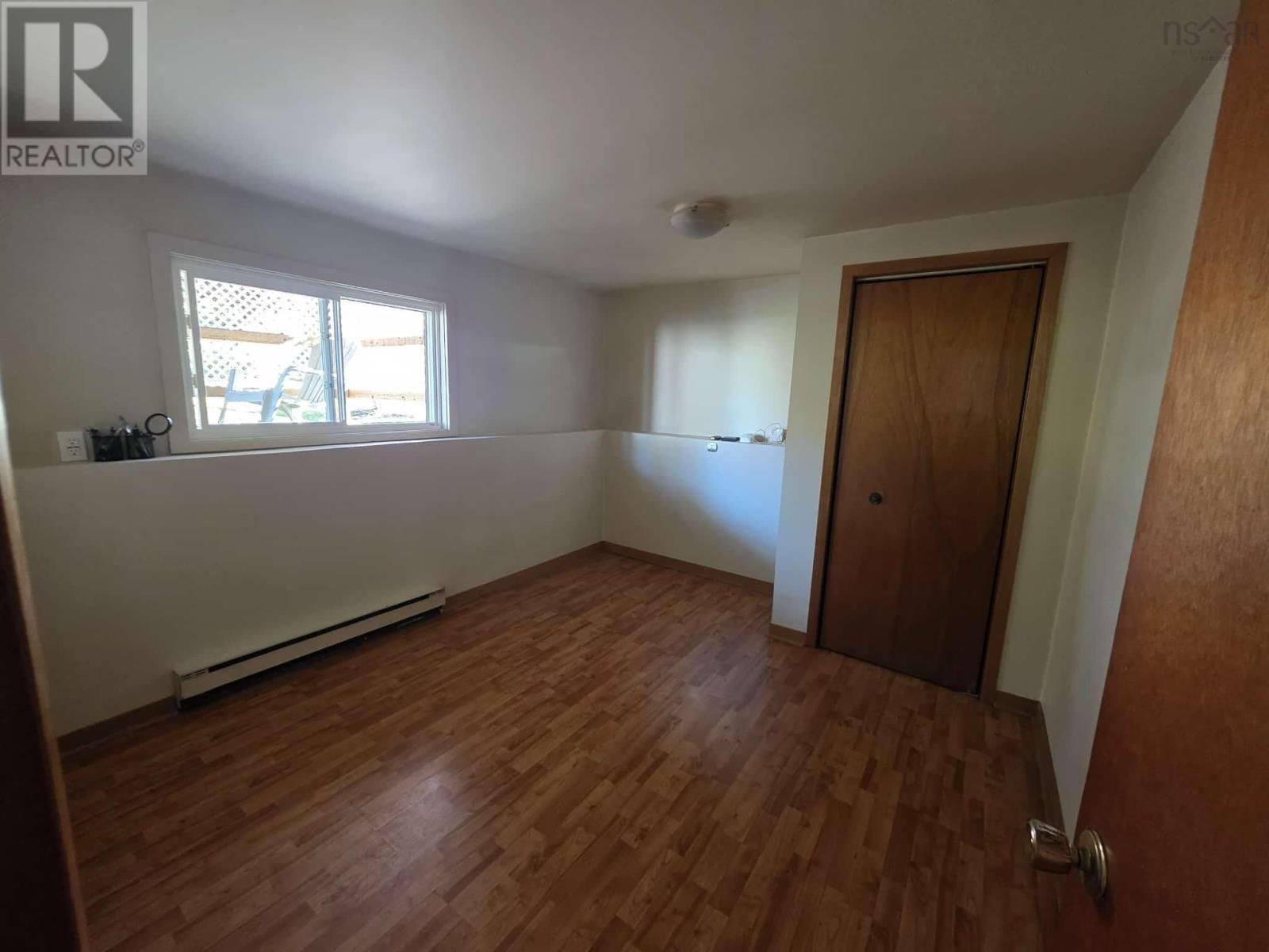 Property 3 of 30 of 212 Patterson Street