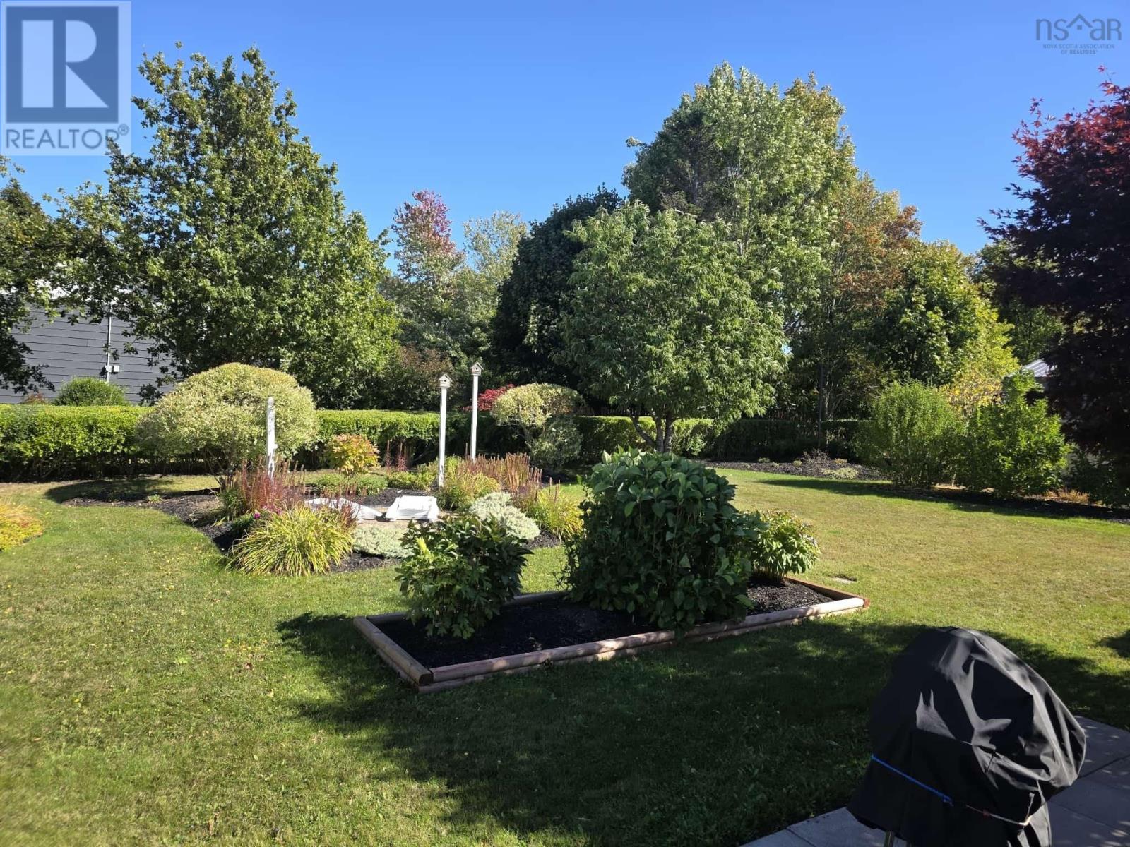 Property 15 of 30 of 212 Patterson Street