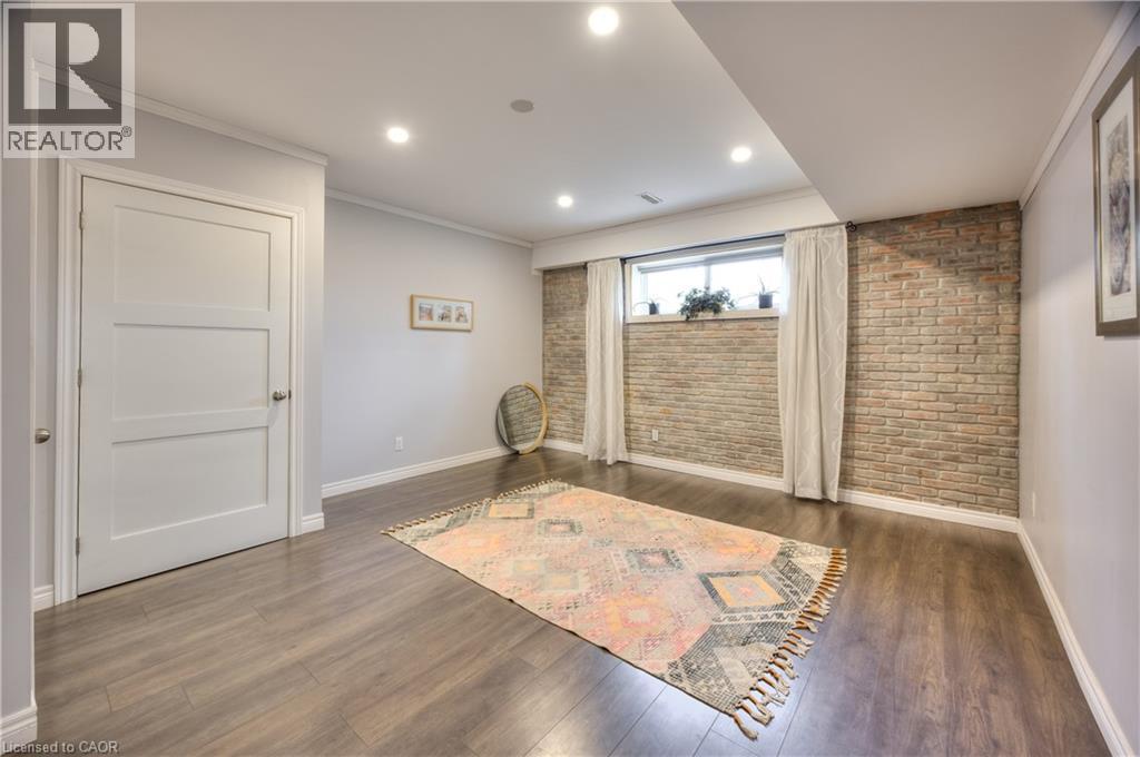 42 CULPEPPER DRIVE - 32