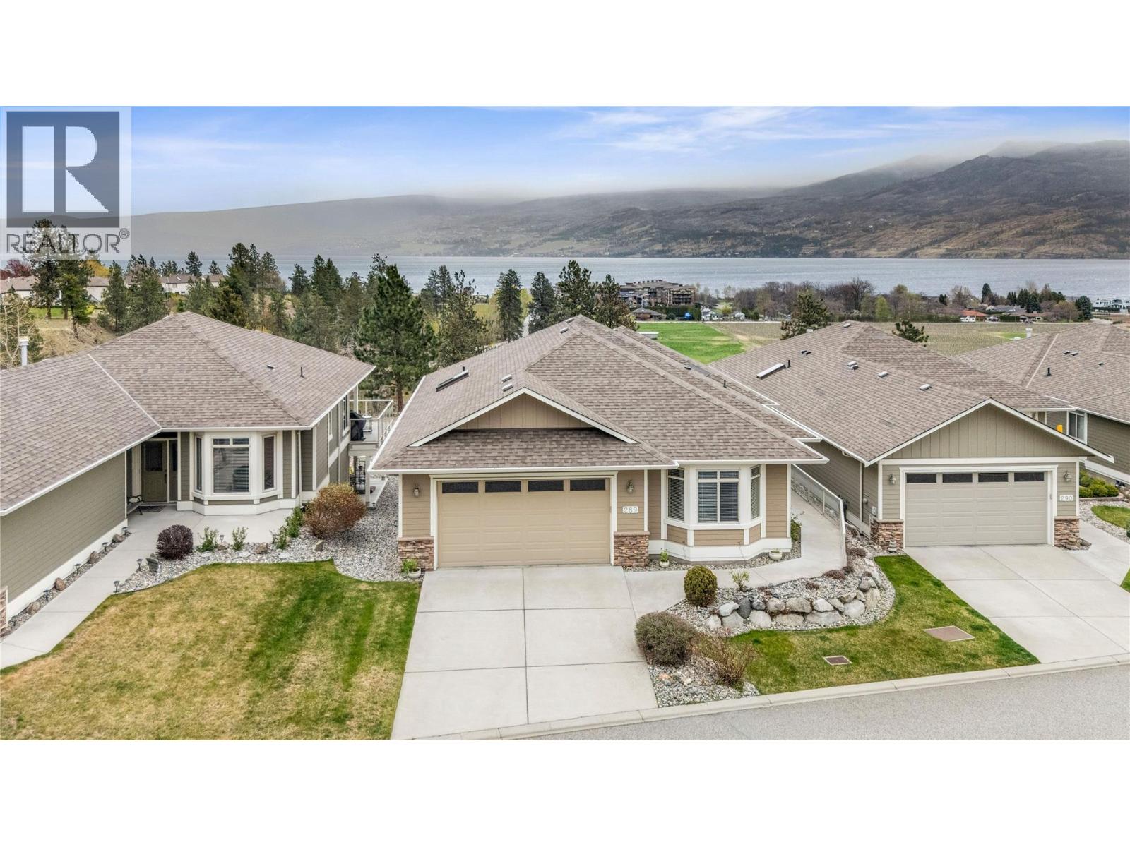 289 4035 Gellatly Road, West Kelowna