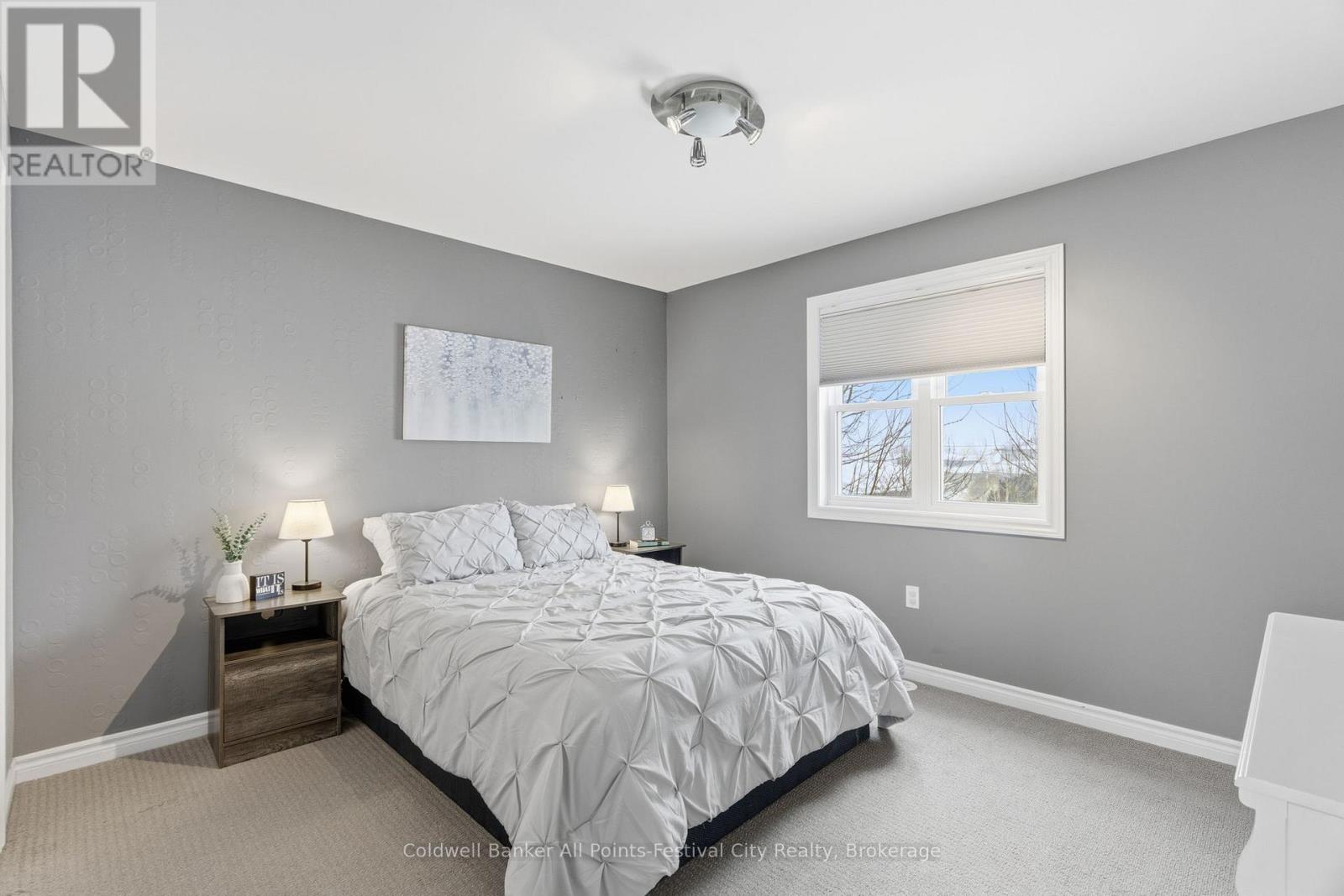 217 BRITANNIA ROAD E - 29