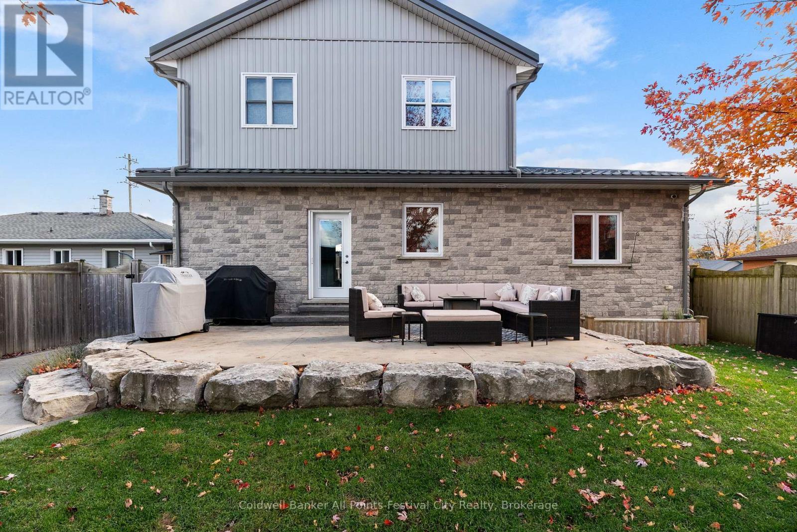 217 BRITANNIA ROAD E - 41