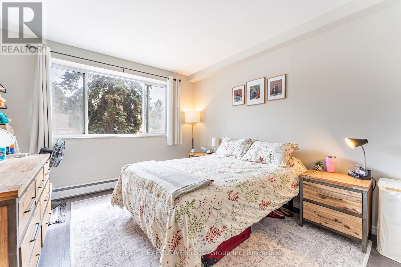 #5 2418 TROUT LAKE ROAD - 18