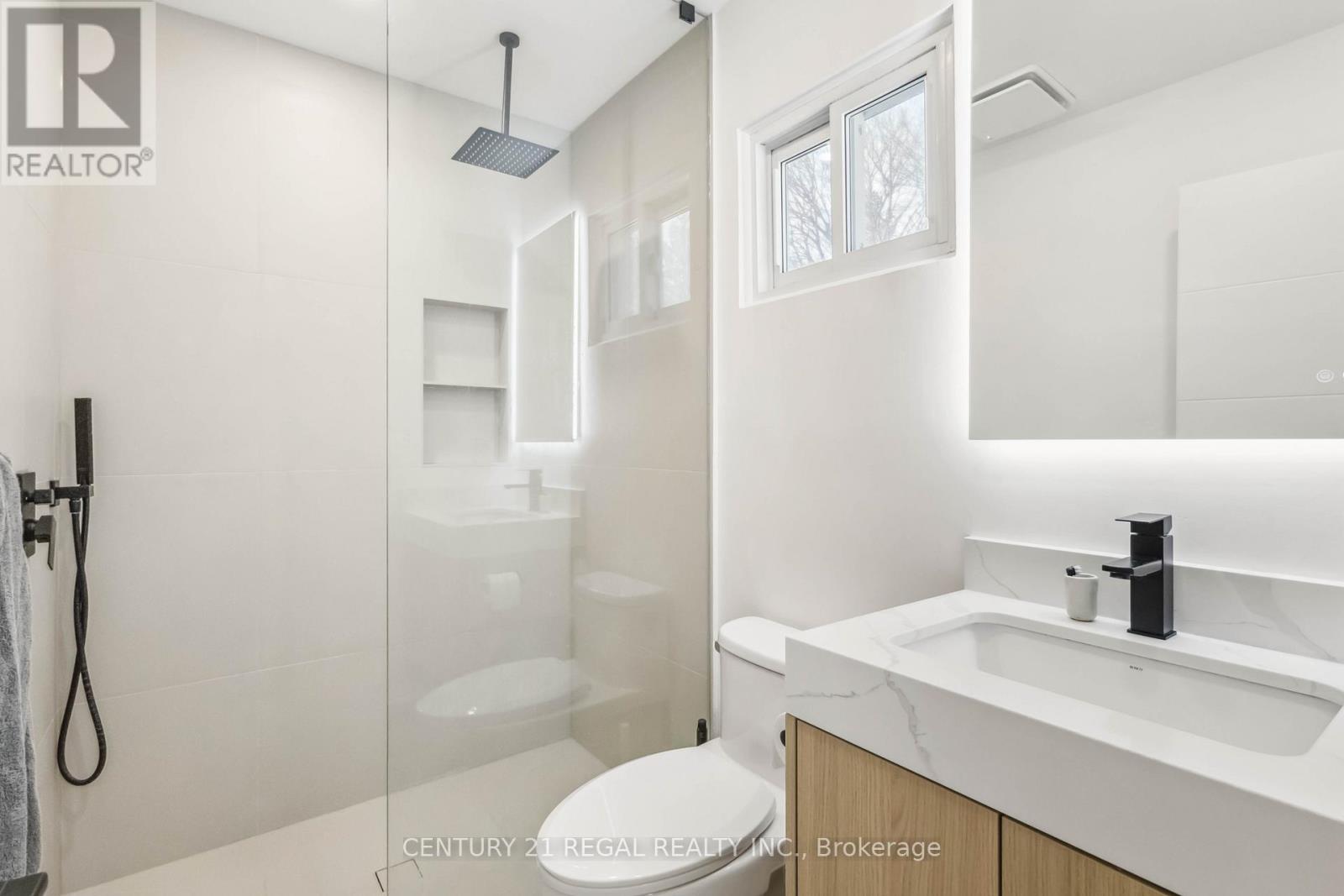 26 SIR BEDEVERE PLACE - 23