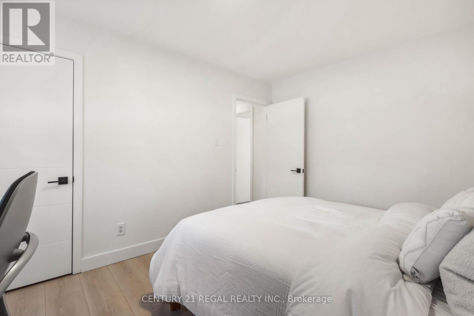 26 SIR BEDEVERE PLACE - 25