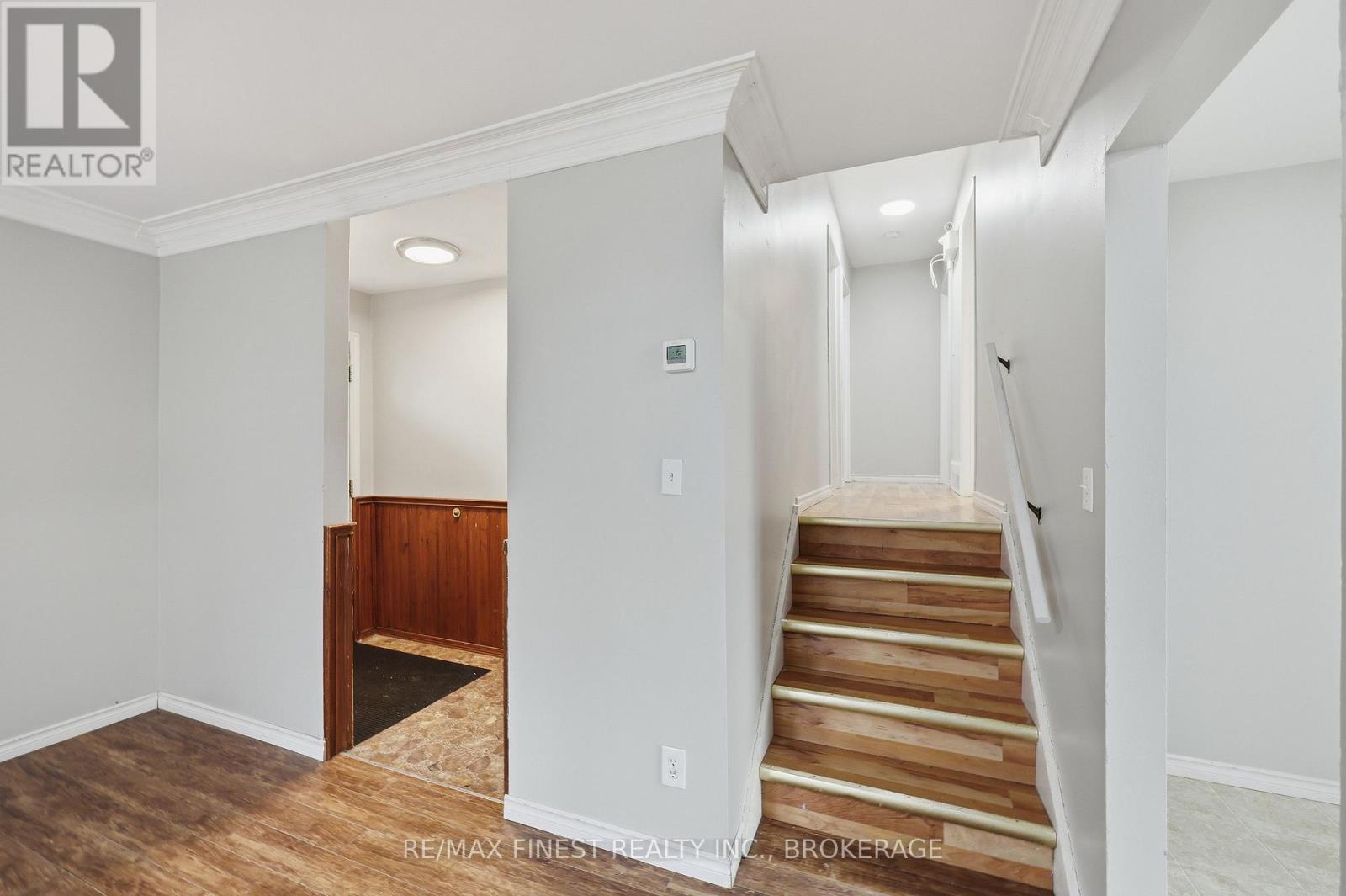20 FOSTER STREET - 19
