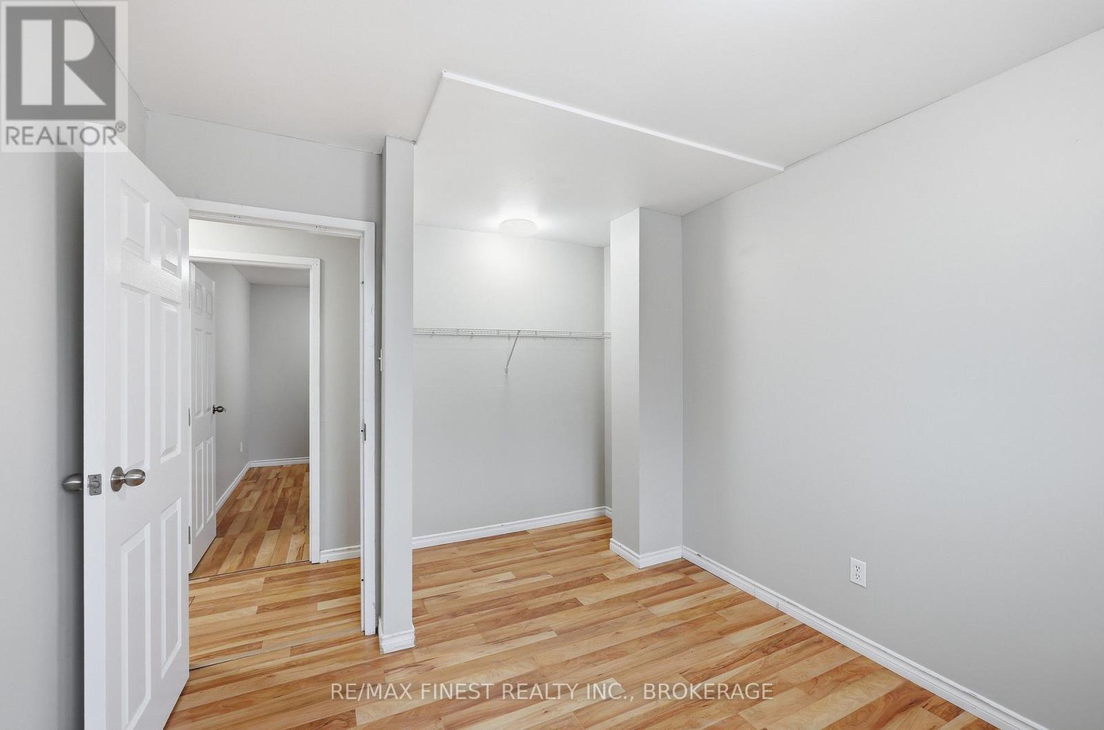 20 FOSTER STREET - 34