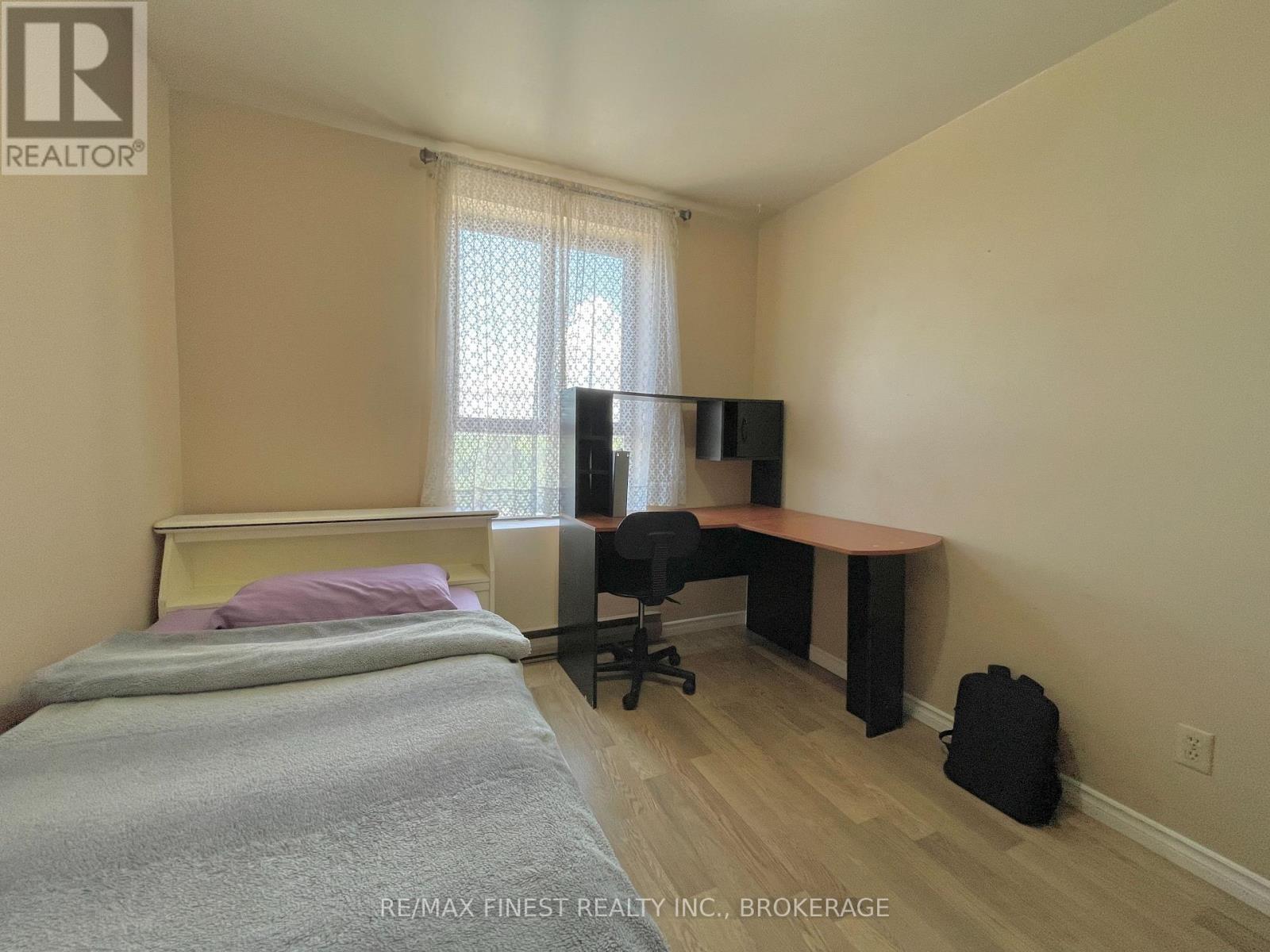 #602 17 ELDON HALL PLACE - 16