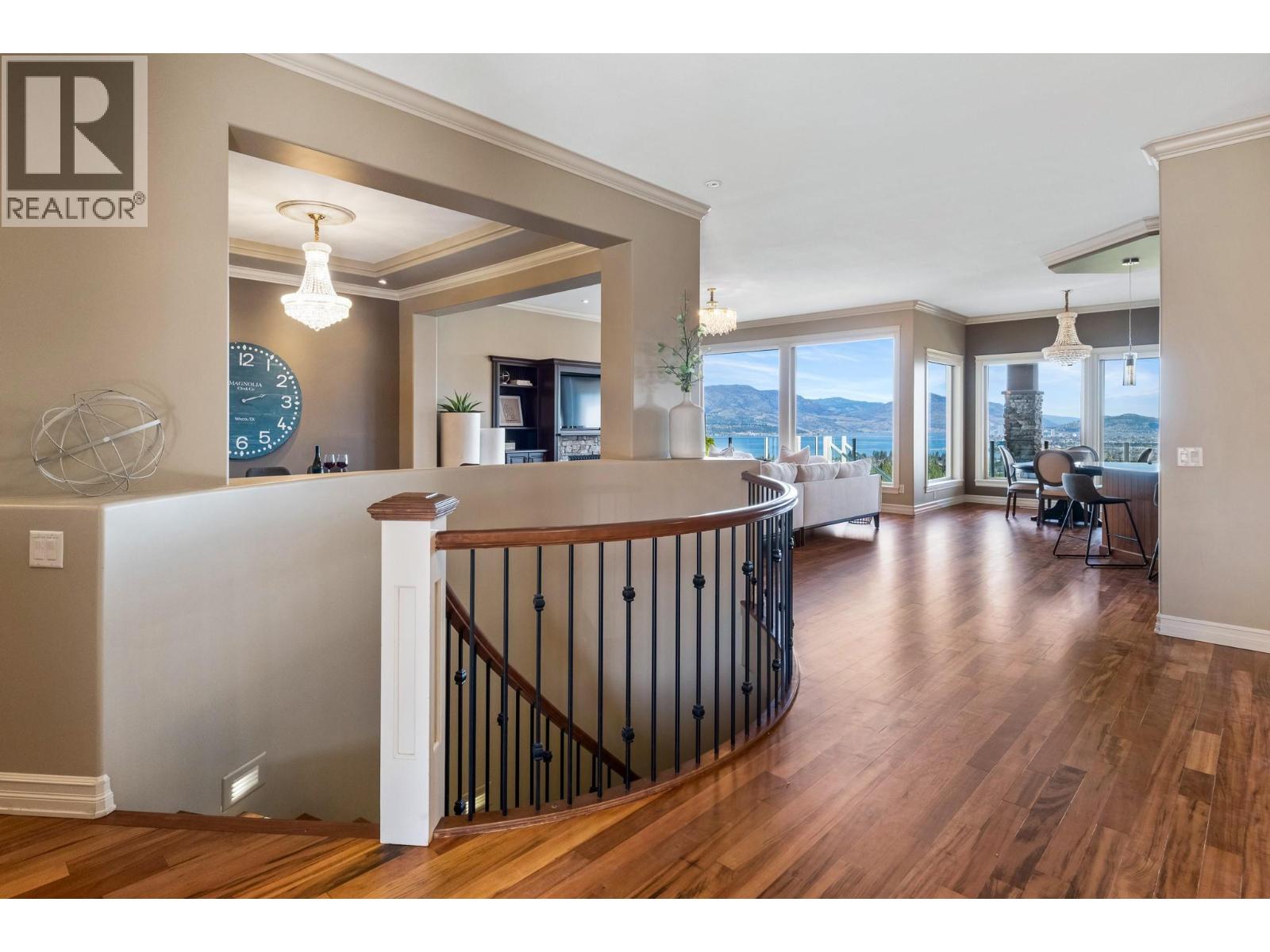 648 ALMANDINE COURT - 18