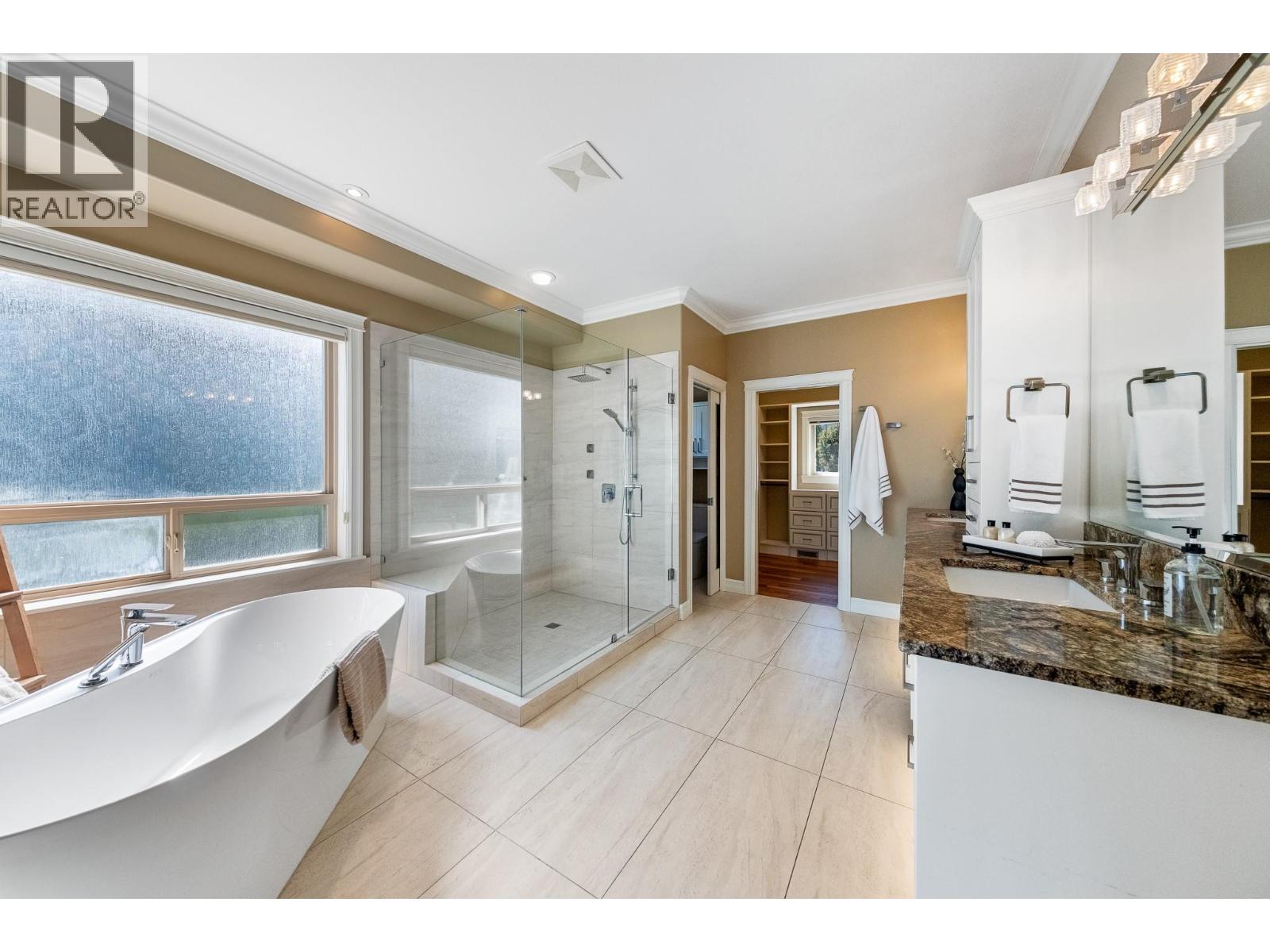 648 ALMANDINE COURT - 21