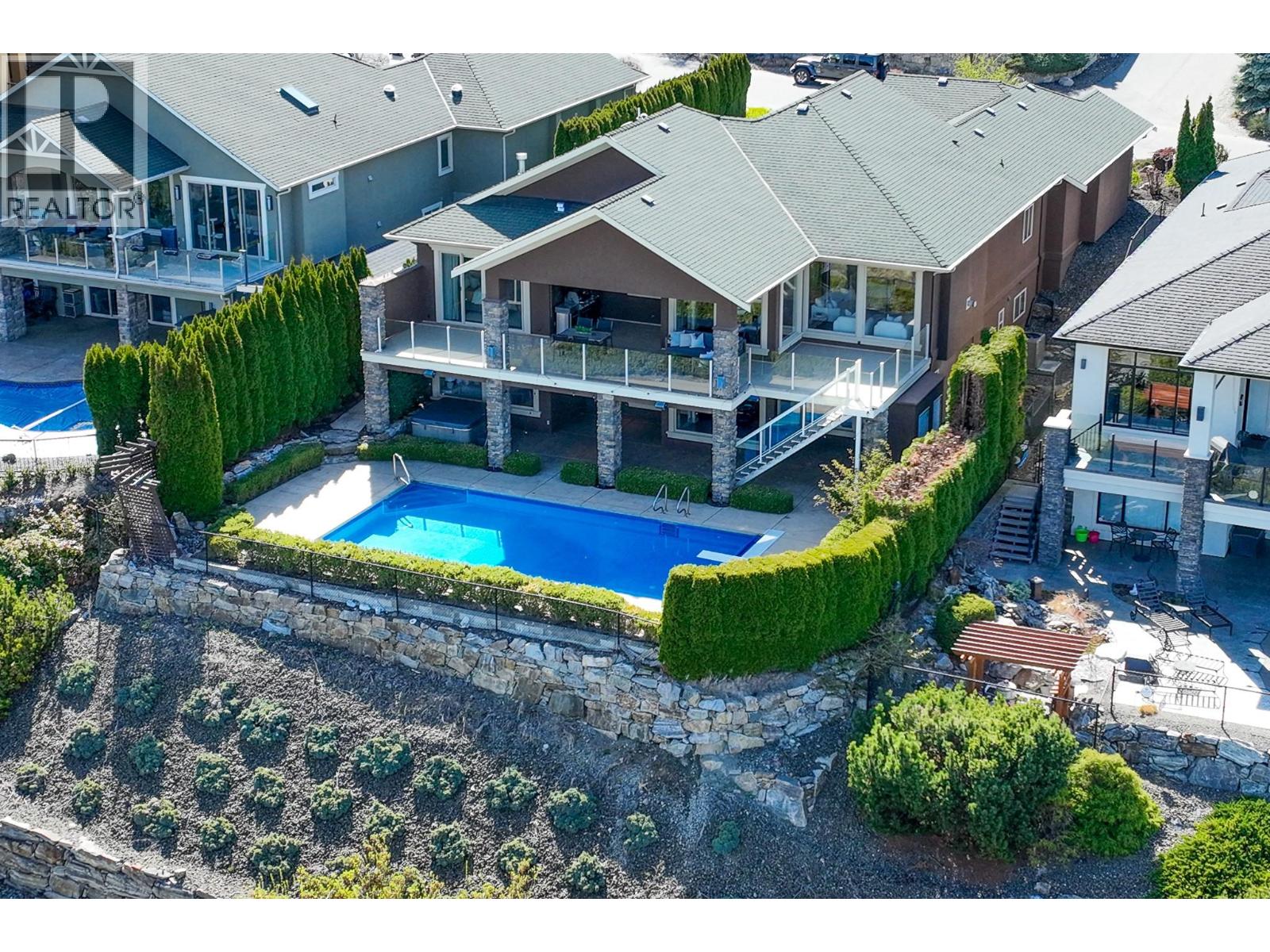 648 ALMANDINE COURT - 26