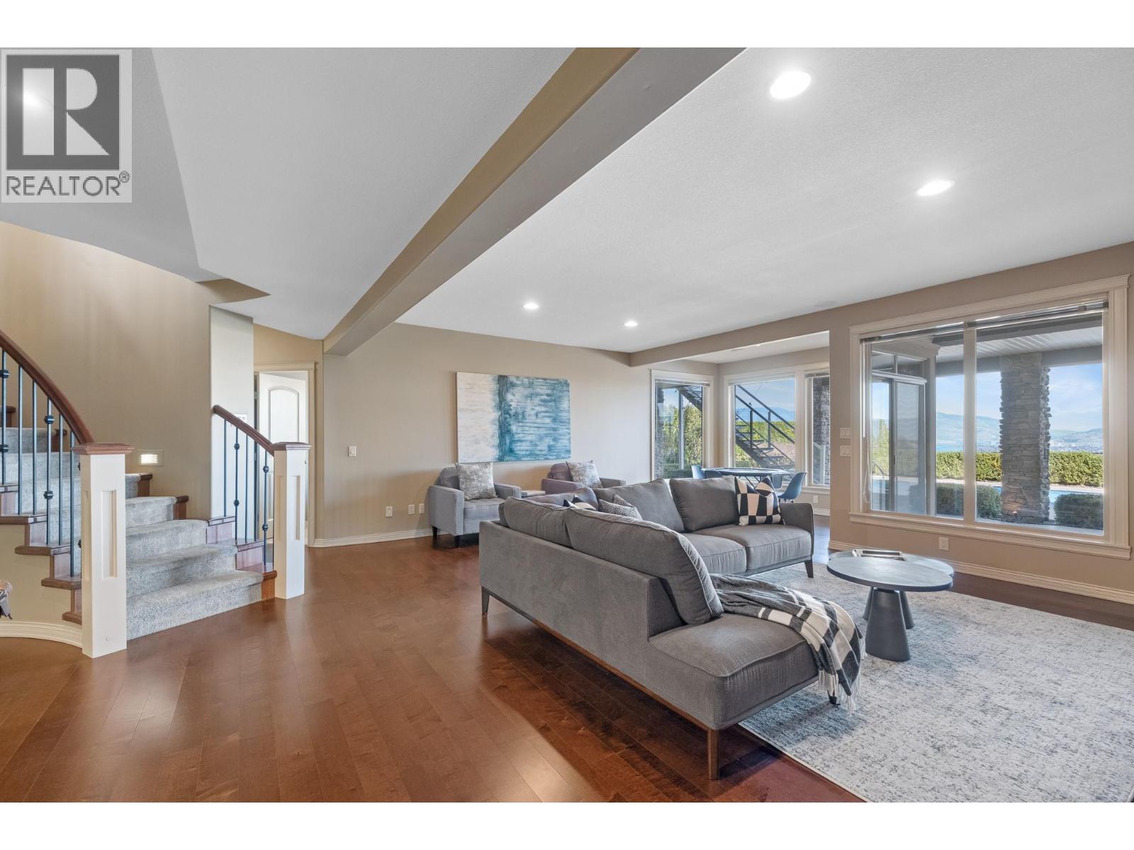 648 ALMANDINE COURT - 9