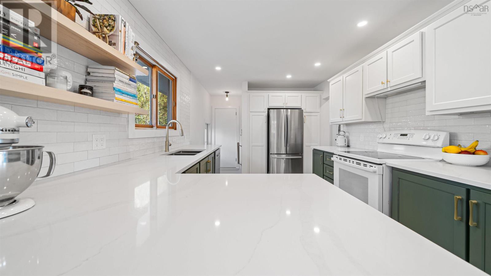 Property 31 of 42 of 417 Wilson Street