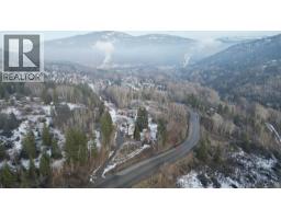1381 3b Highway, Warfield, BC V1R4L3 Photo 71