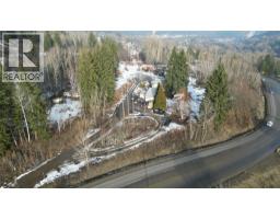 1381 3b Highway, Warfield, BC V1R4L3 Photo 60