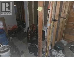 1381 3b Highway, Warfield, BC V1R4L3 Photo 46