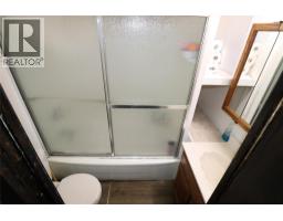 1381 3b Highway, Warfield, BC V1R4L3 Photo 92