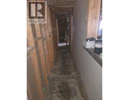 1381 3b Highway, Warfield, BC V1R4L3 Photo 45
