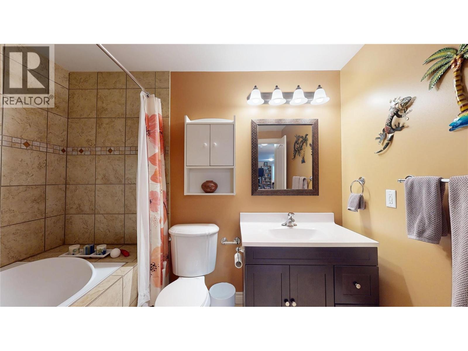 1505 Tanemura Crescent, Kelowna