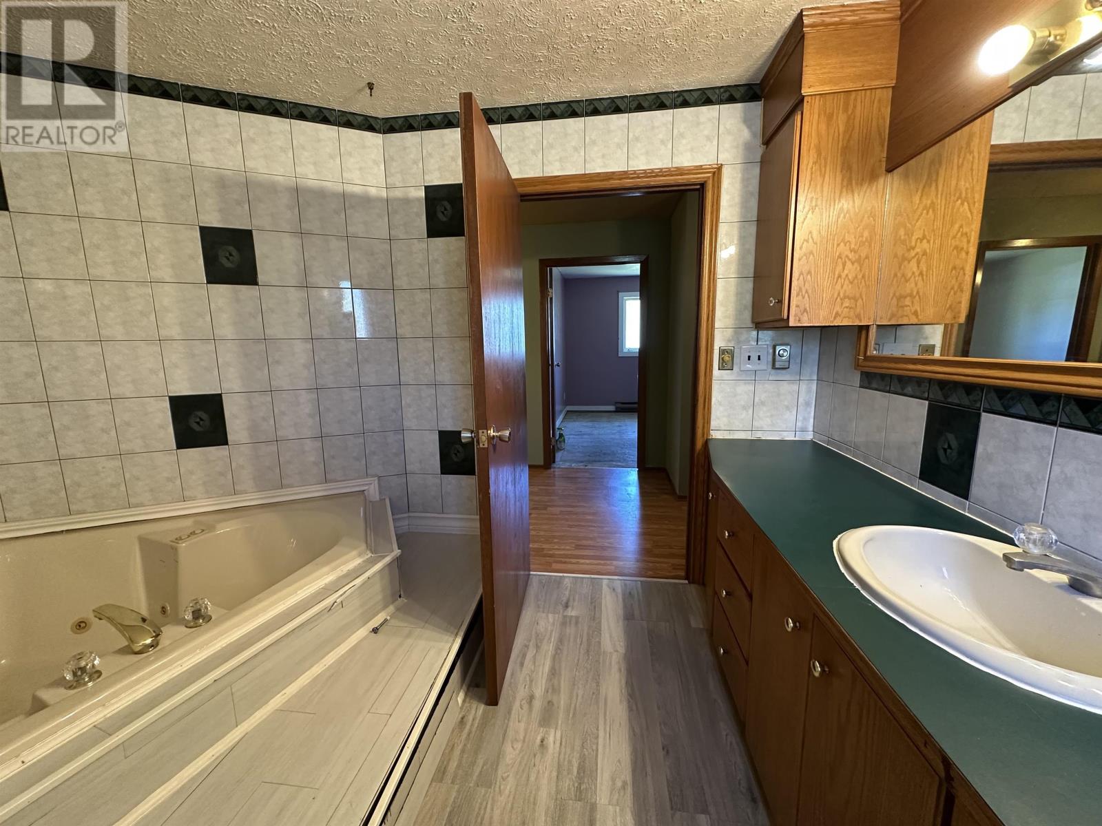100 Centennial DR, Schreiber, Ontario, P0T2S0 — Photo 35