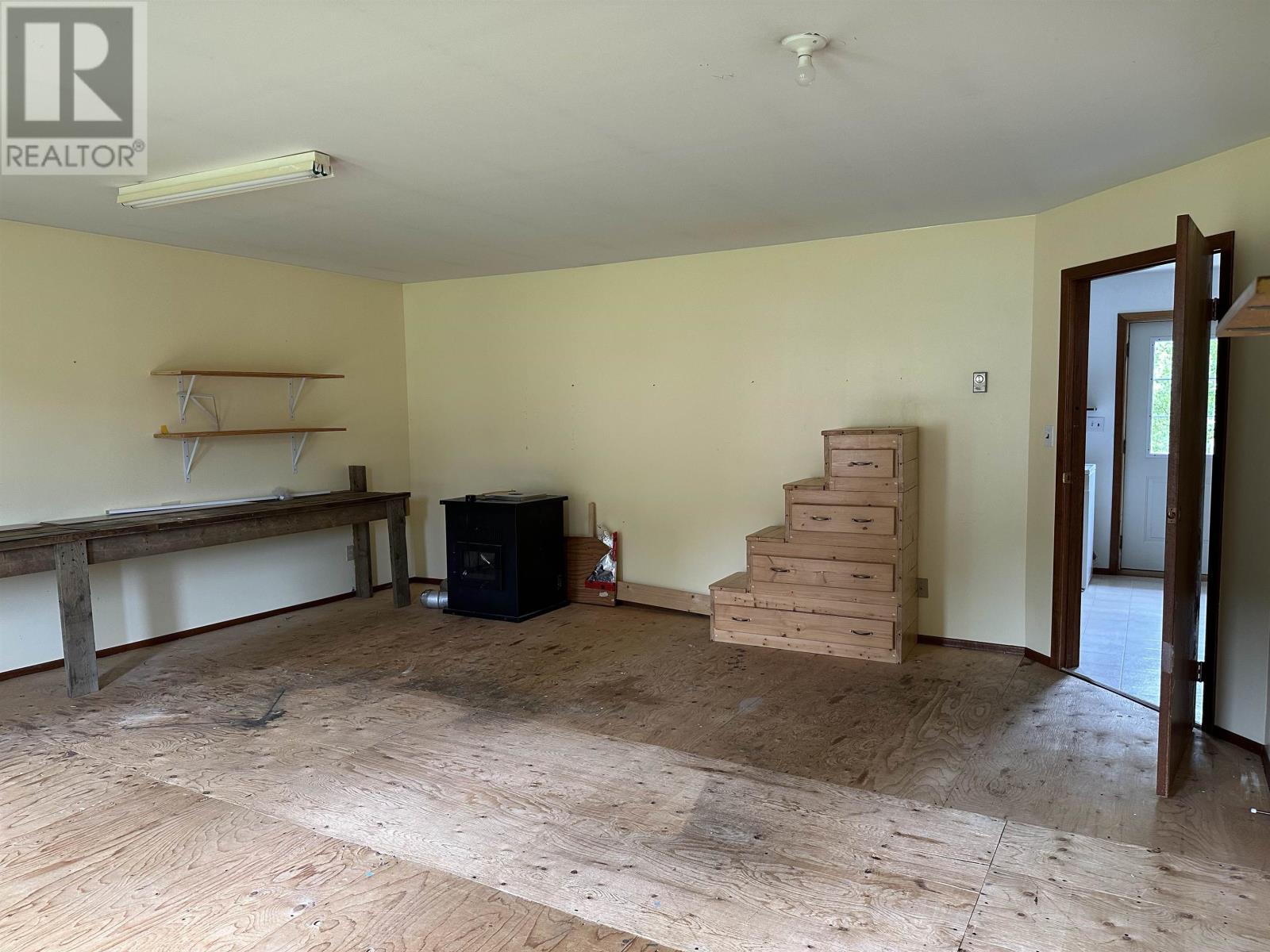 100 Centennial DR, Schreiber, Ontario, P0T2S0 — Photo 8