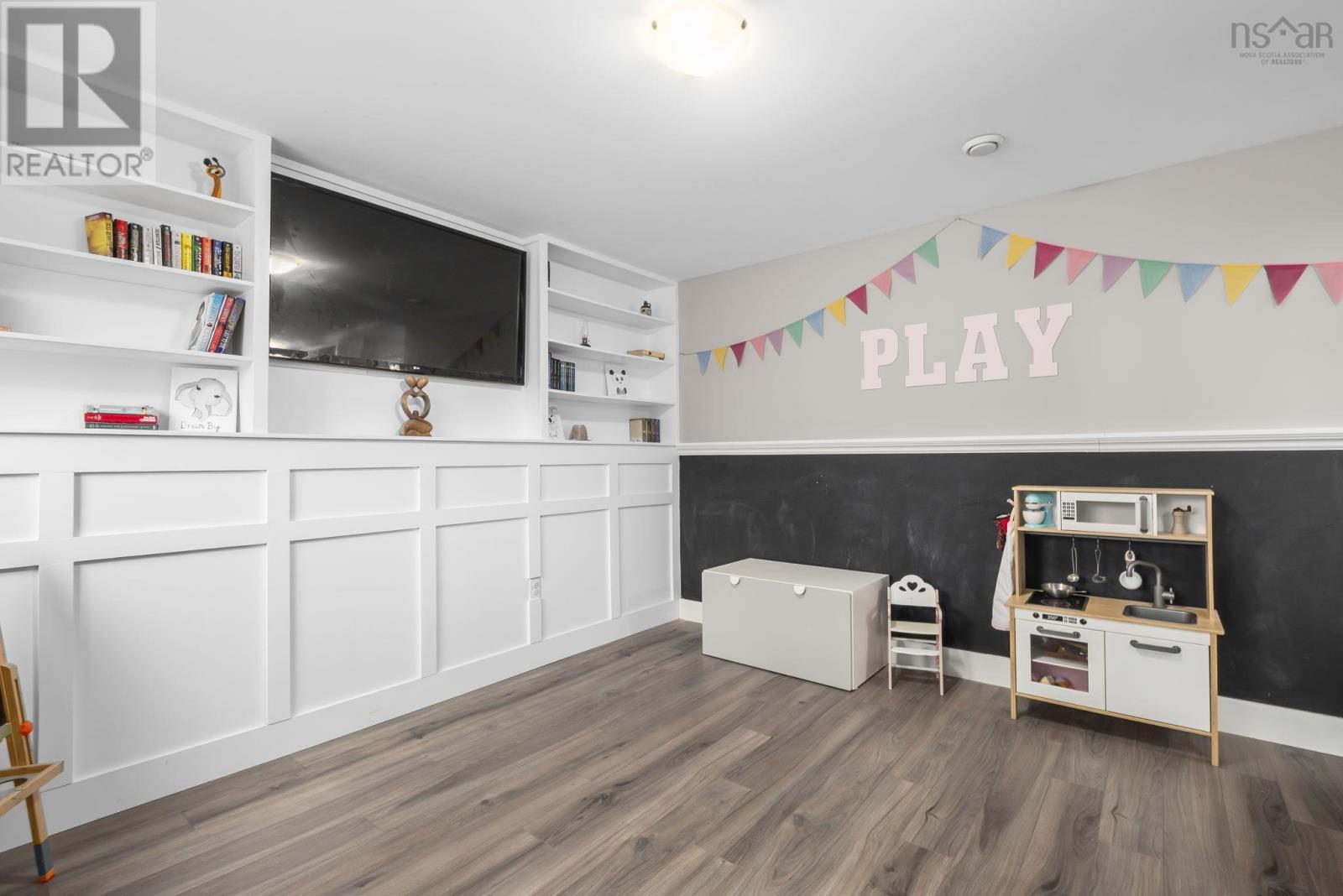 Property 29 of 50 of 721 Midnight Run